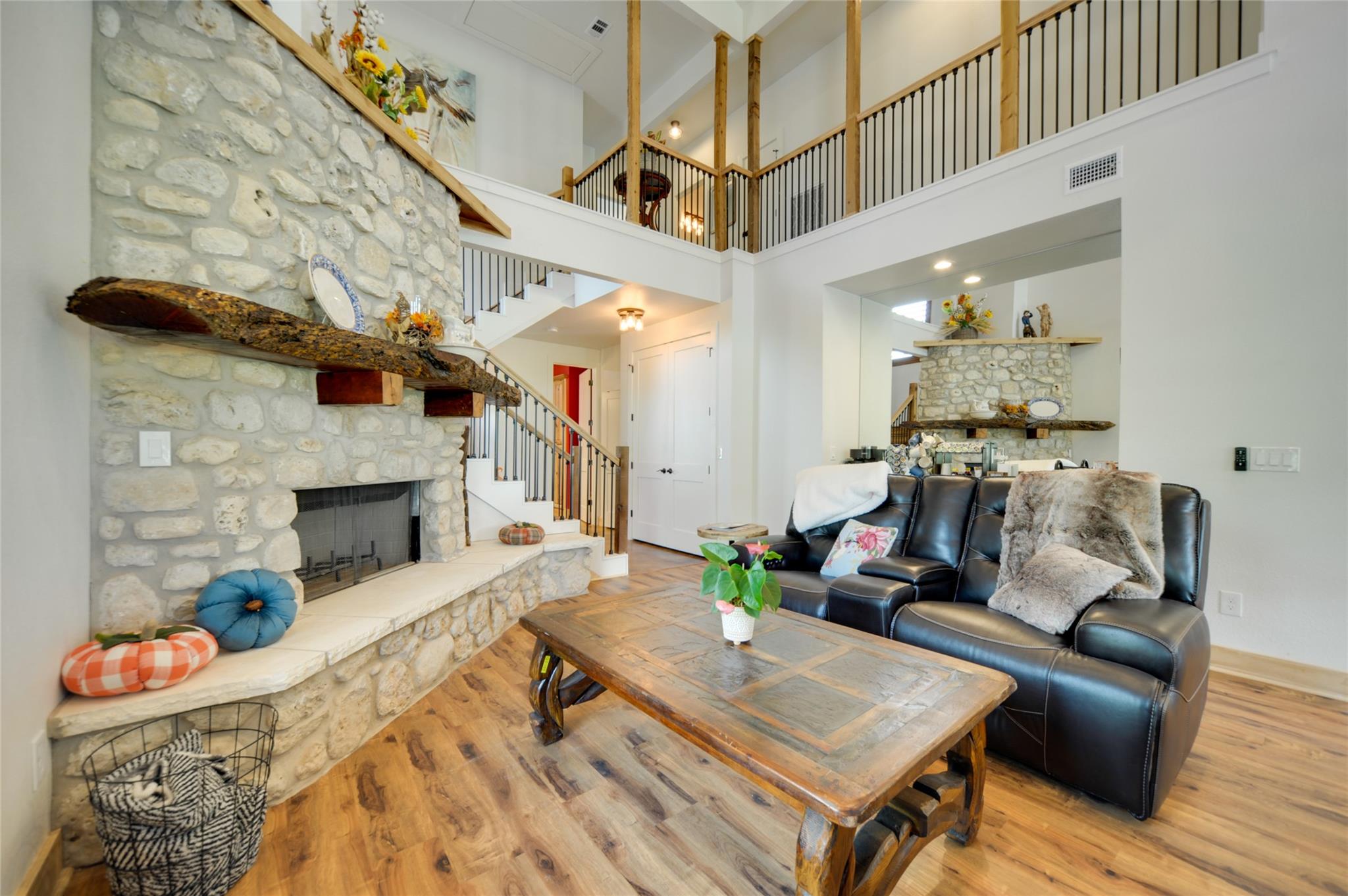 1224 Sun Ray, Horseshoe Bay, TX 78657