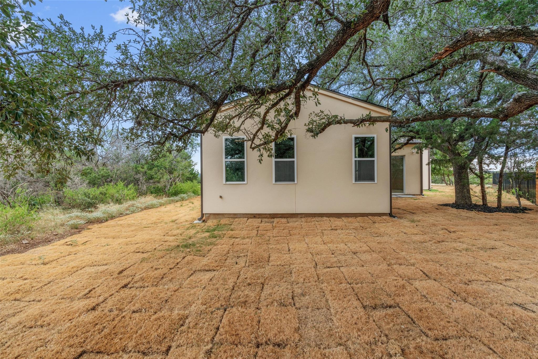 22010 Redbird Dr, Lago Vista, TX 78645