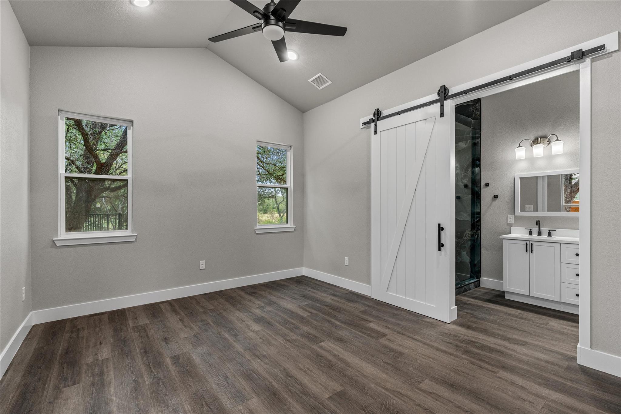 22010 Redbird Dr, Lago Vista, TX 78645