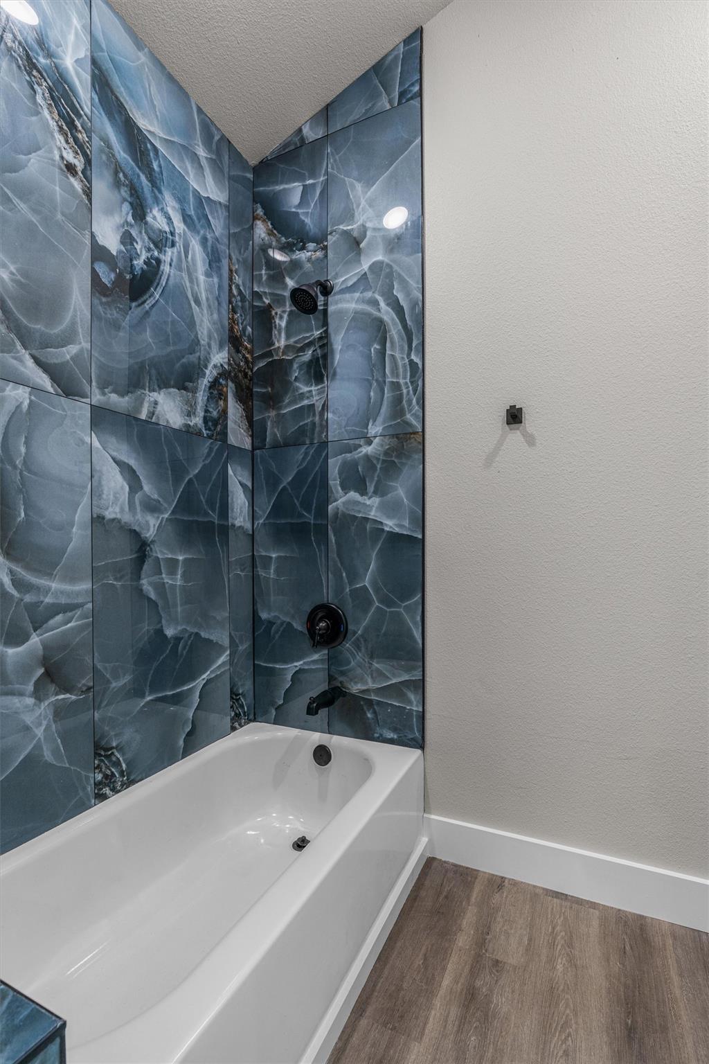 22010 Redbird Dr, Lago Vista, TX 78645