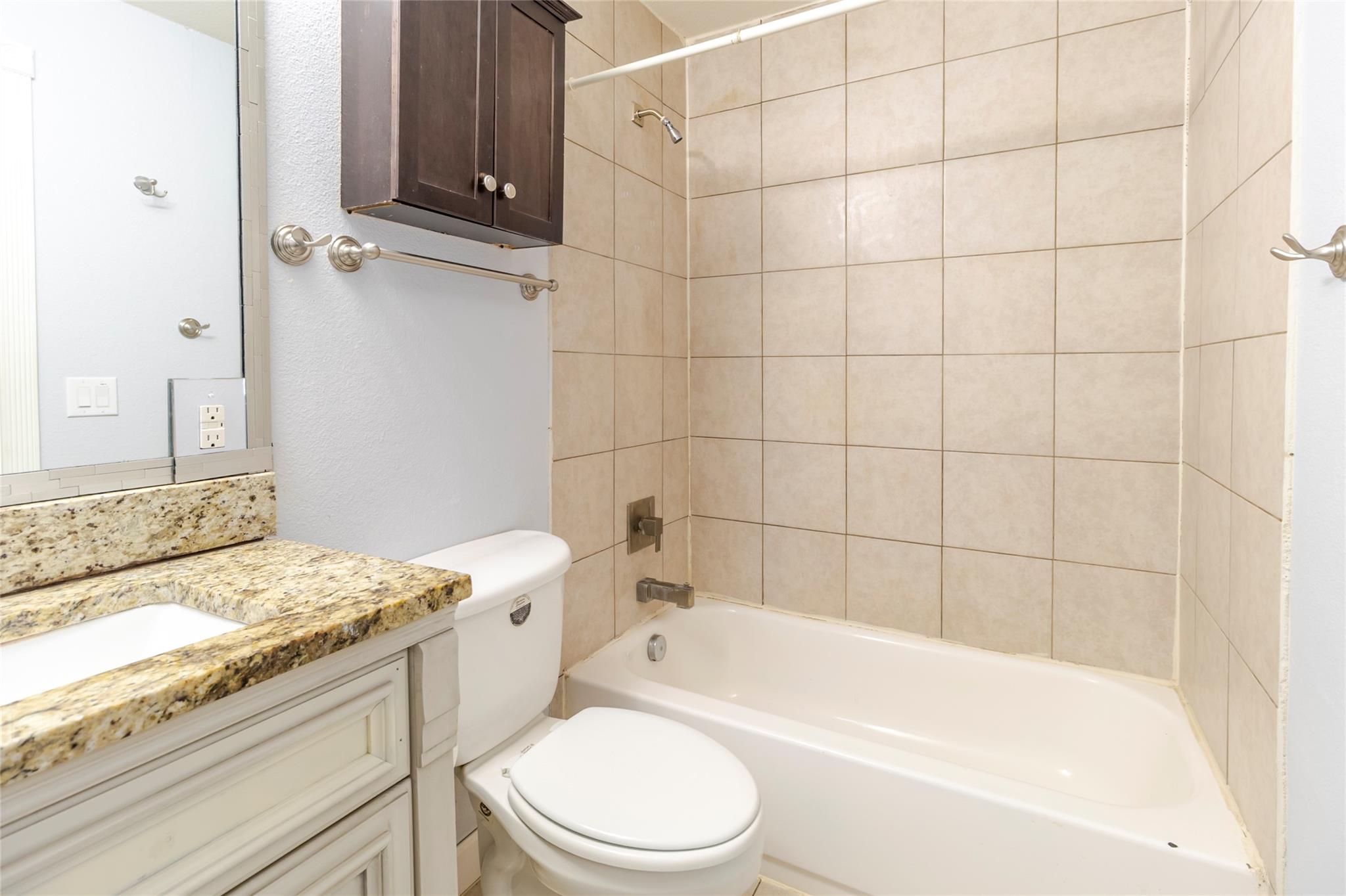 4459 Pettytown Rd, Dale, TX 78616