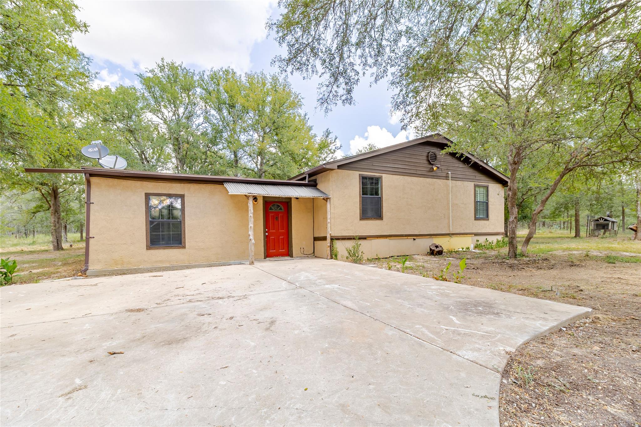 4459 Pettytown Rd, Dale, TX 78616