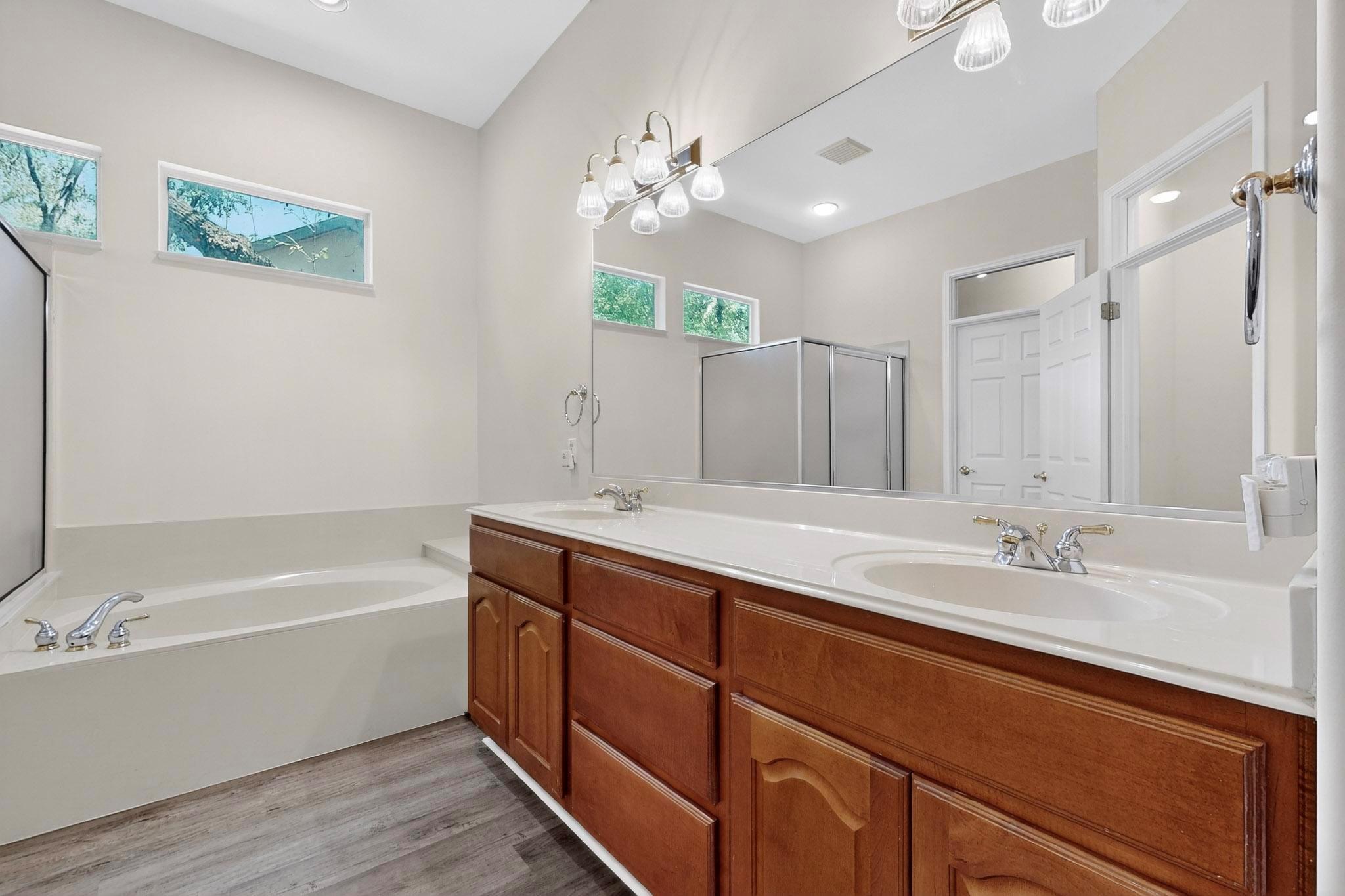 100 Egret Cv, Georgetown, TX 78633