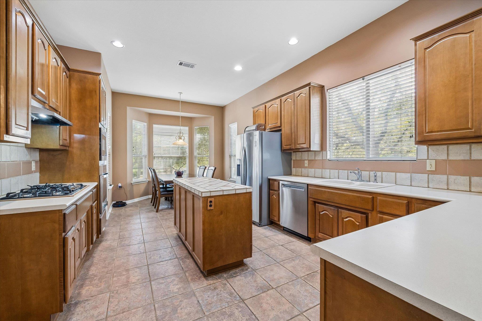 100 Egret Cv, Georgetown, TX 78633