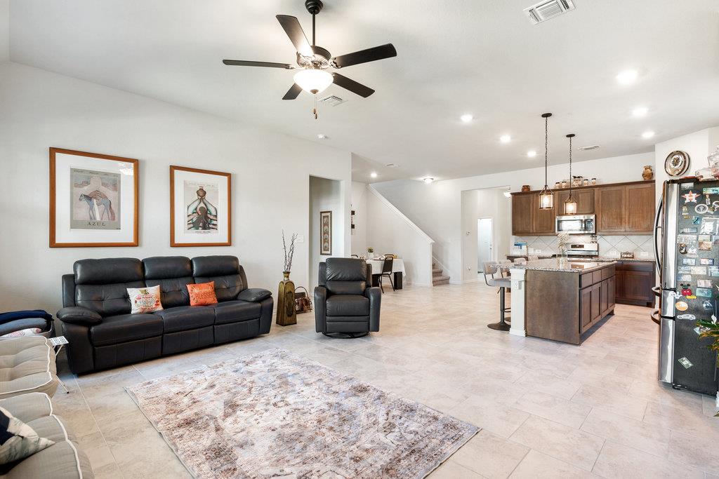 1759 Oyster Crk, Buda, TX 78610