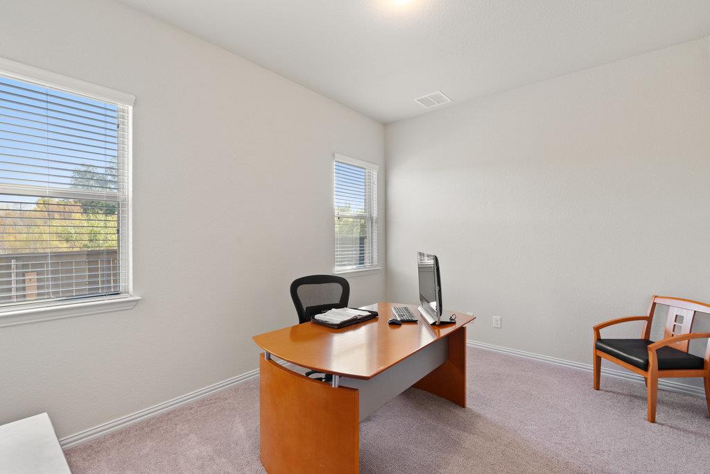 1759 Oyster Crk, Buda, TX 78610