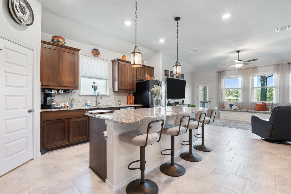 1759 Oyster Crk, Buda, TX 78610