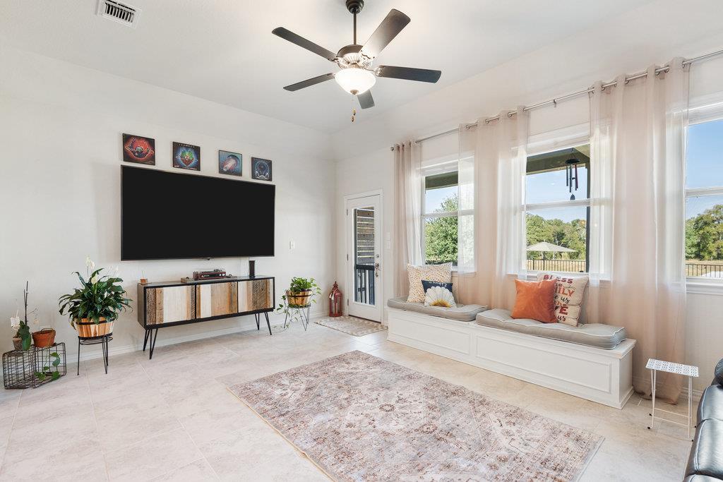 1759 Oyster Crk, Buda, TX 78610