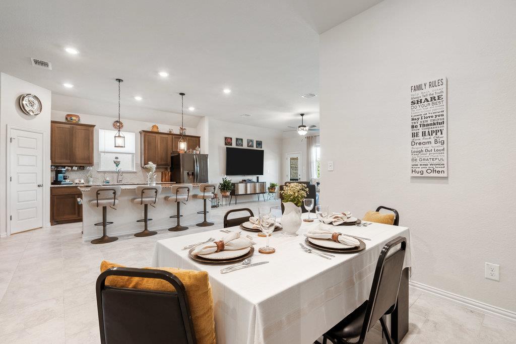 1759 Oyster Crk, Buda, TX 78610