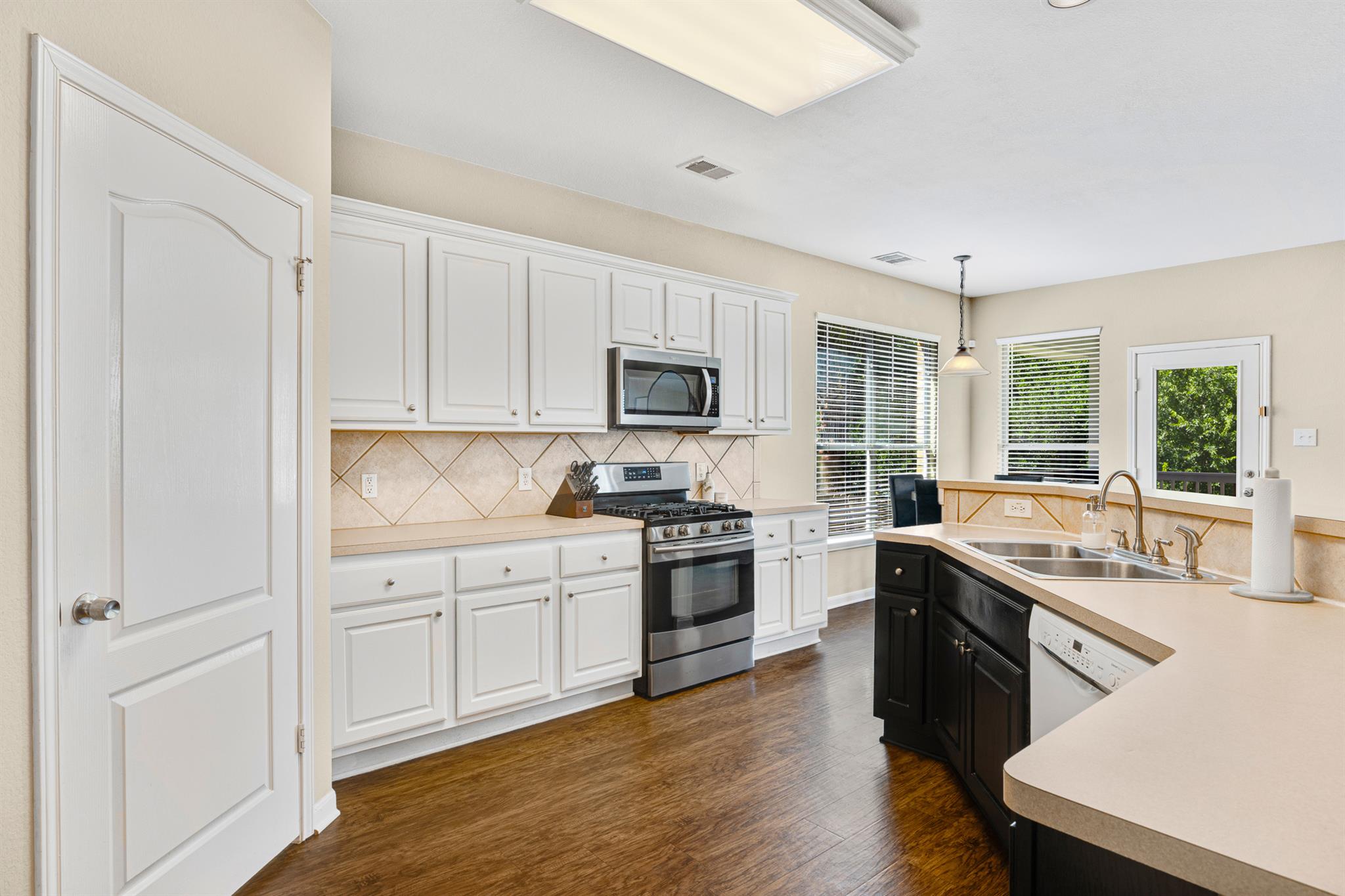 1400 Brixey Cv, Austin, TX 78754