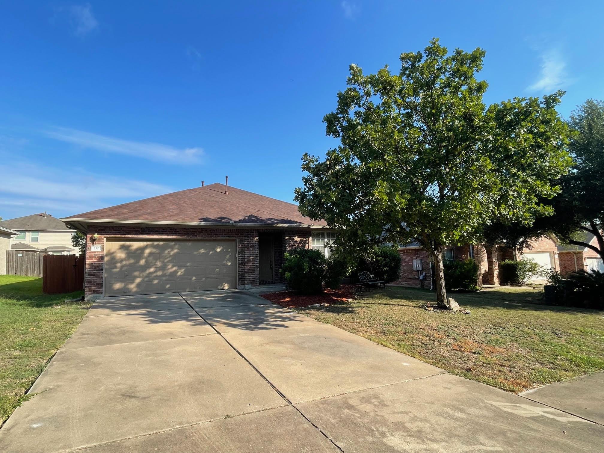 132 Oxford Dr, Kyle, TX 78640