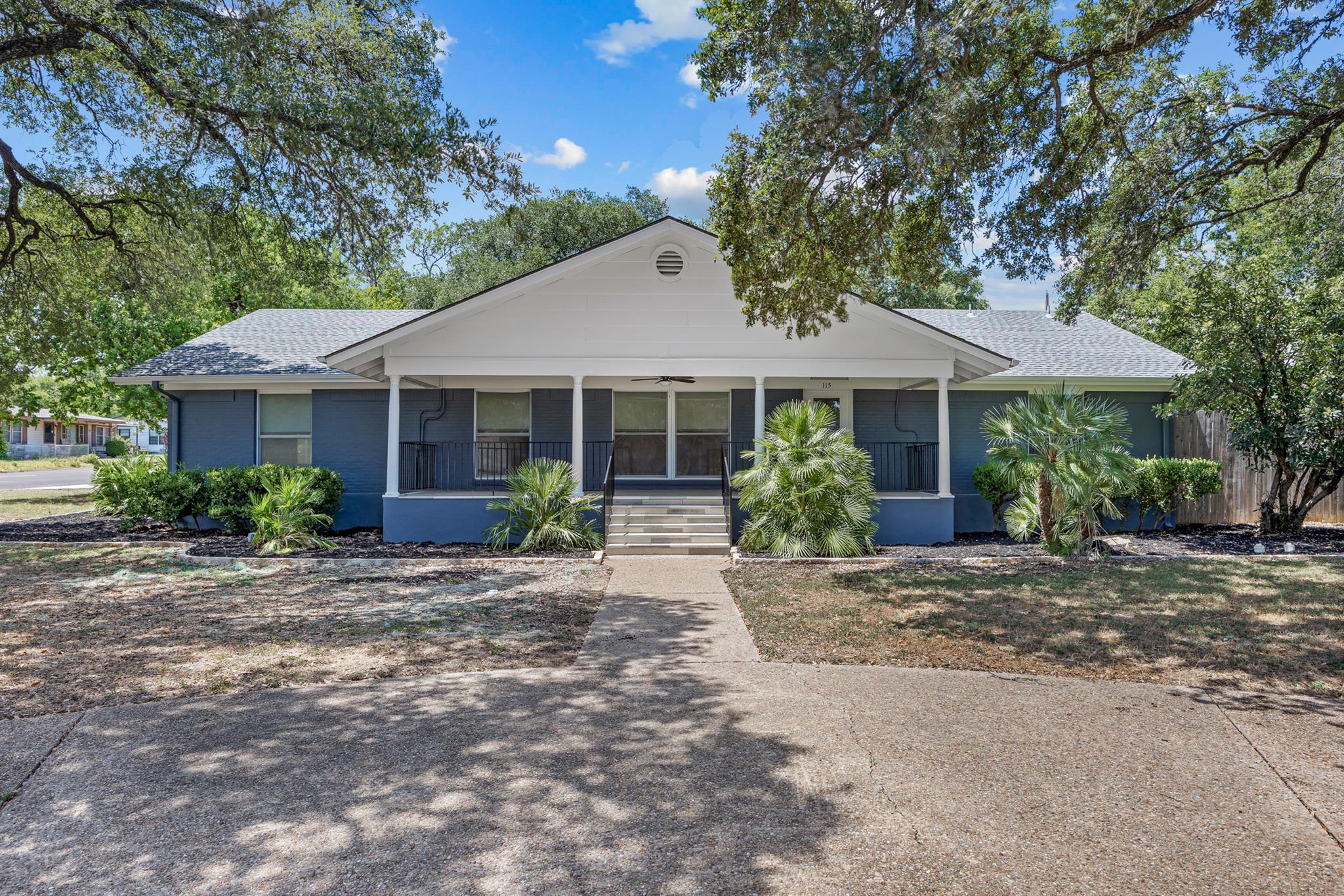 115 E Holland St, San Marcos, TX 78666