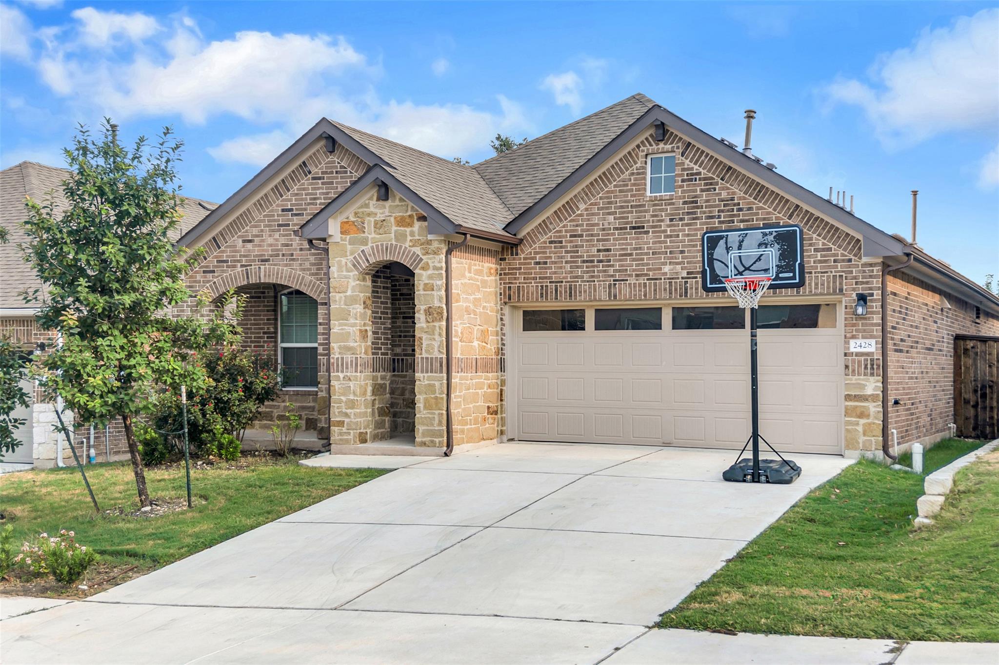 2428 Bear Cub Bnd, Leander, TX 78641