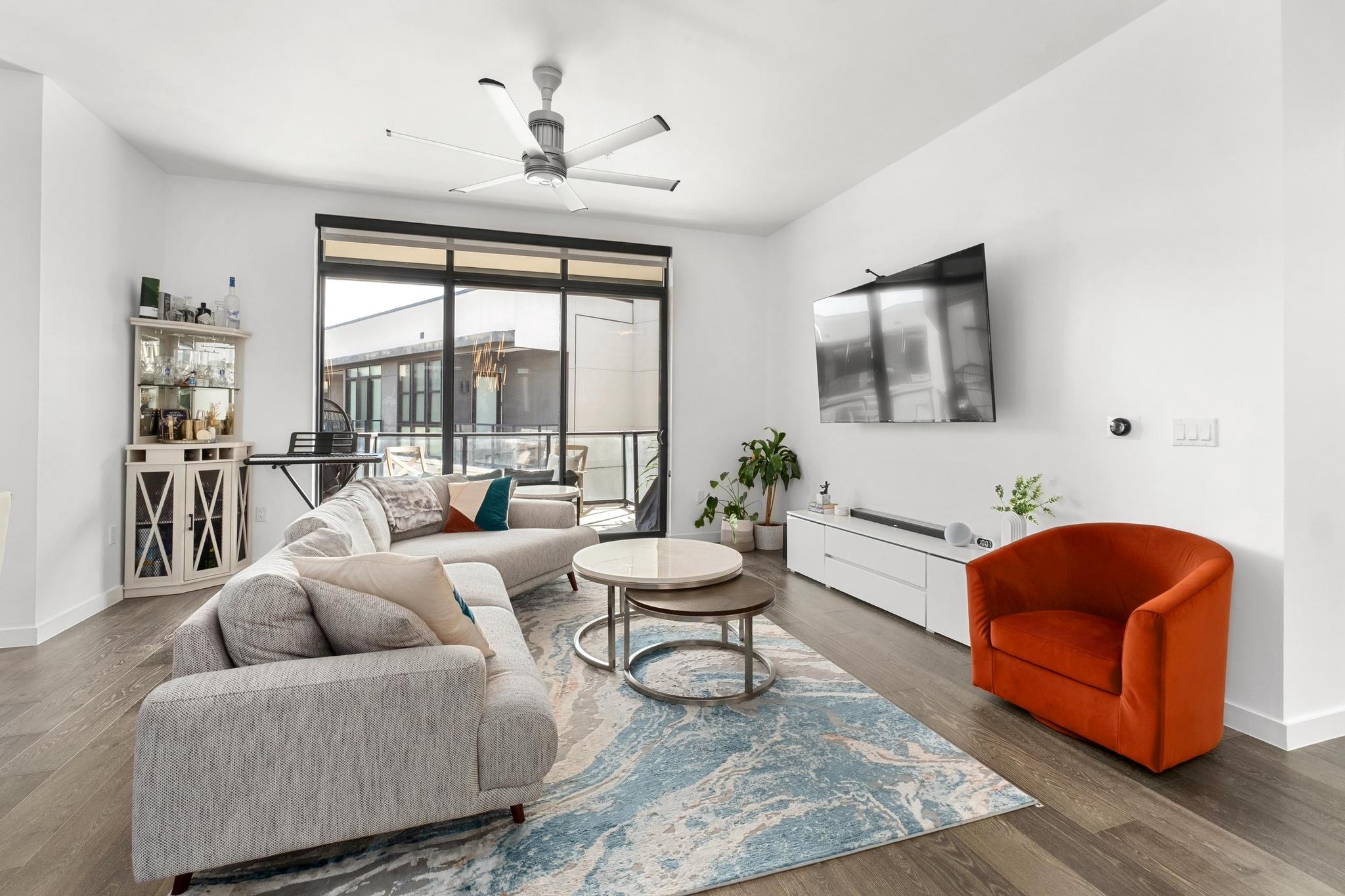 800 Embassy Dr # 609, Austin, TX 78702