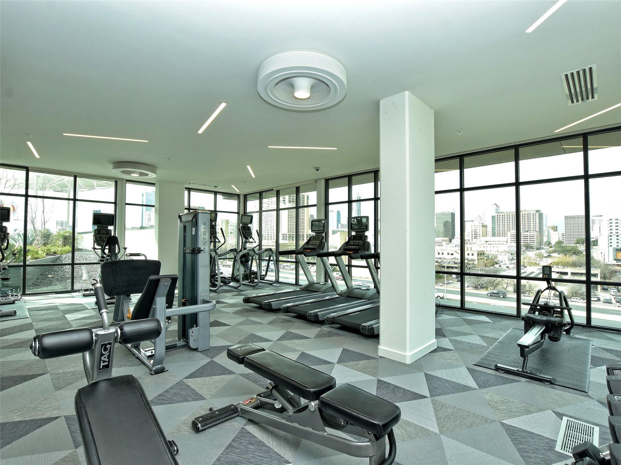 800 Embassy Dr # 609, Austin, TX 78702