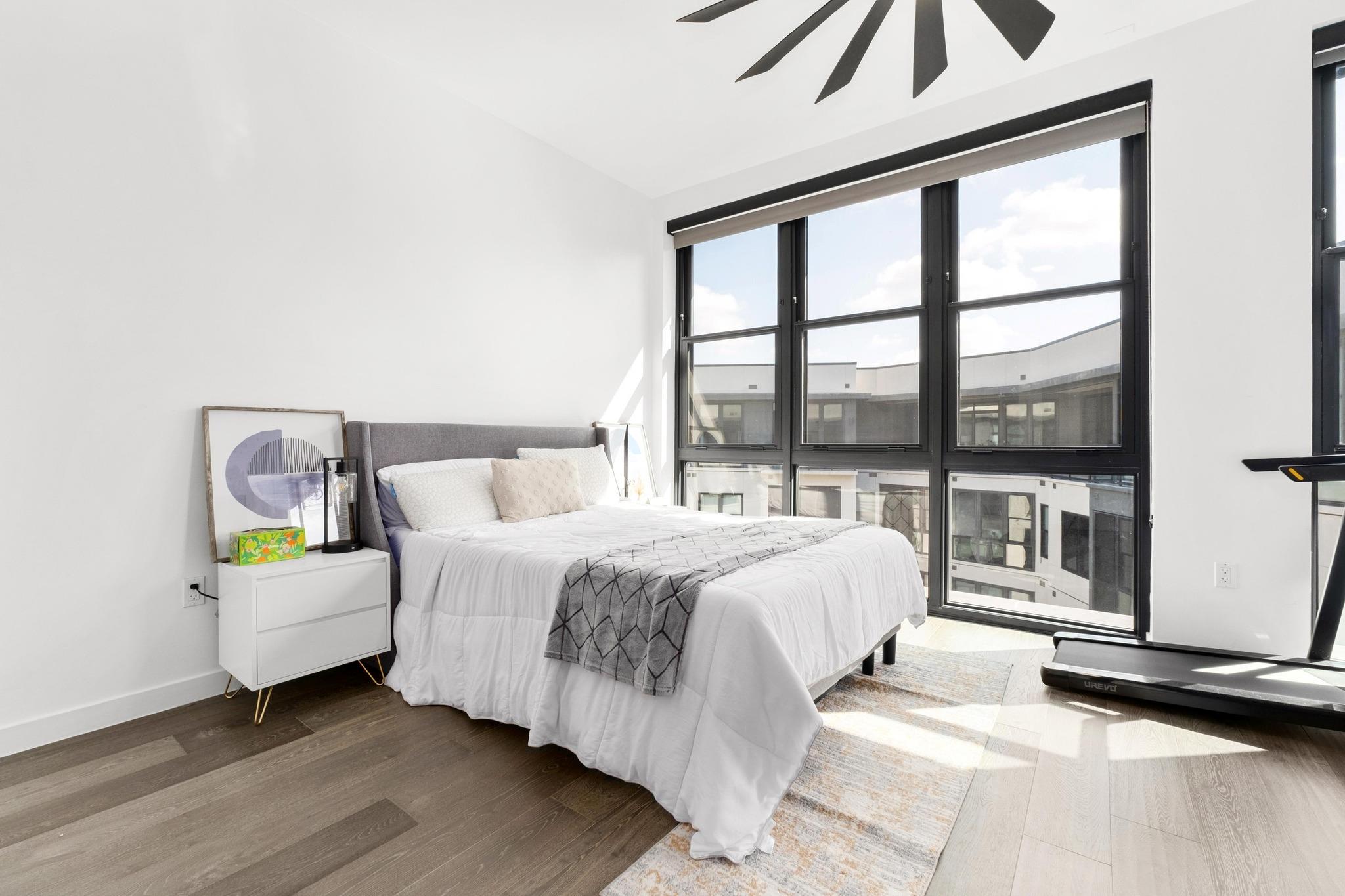 800 Embassy Dr # 609, Austin, TX 78702