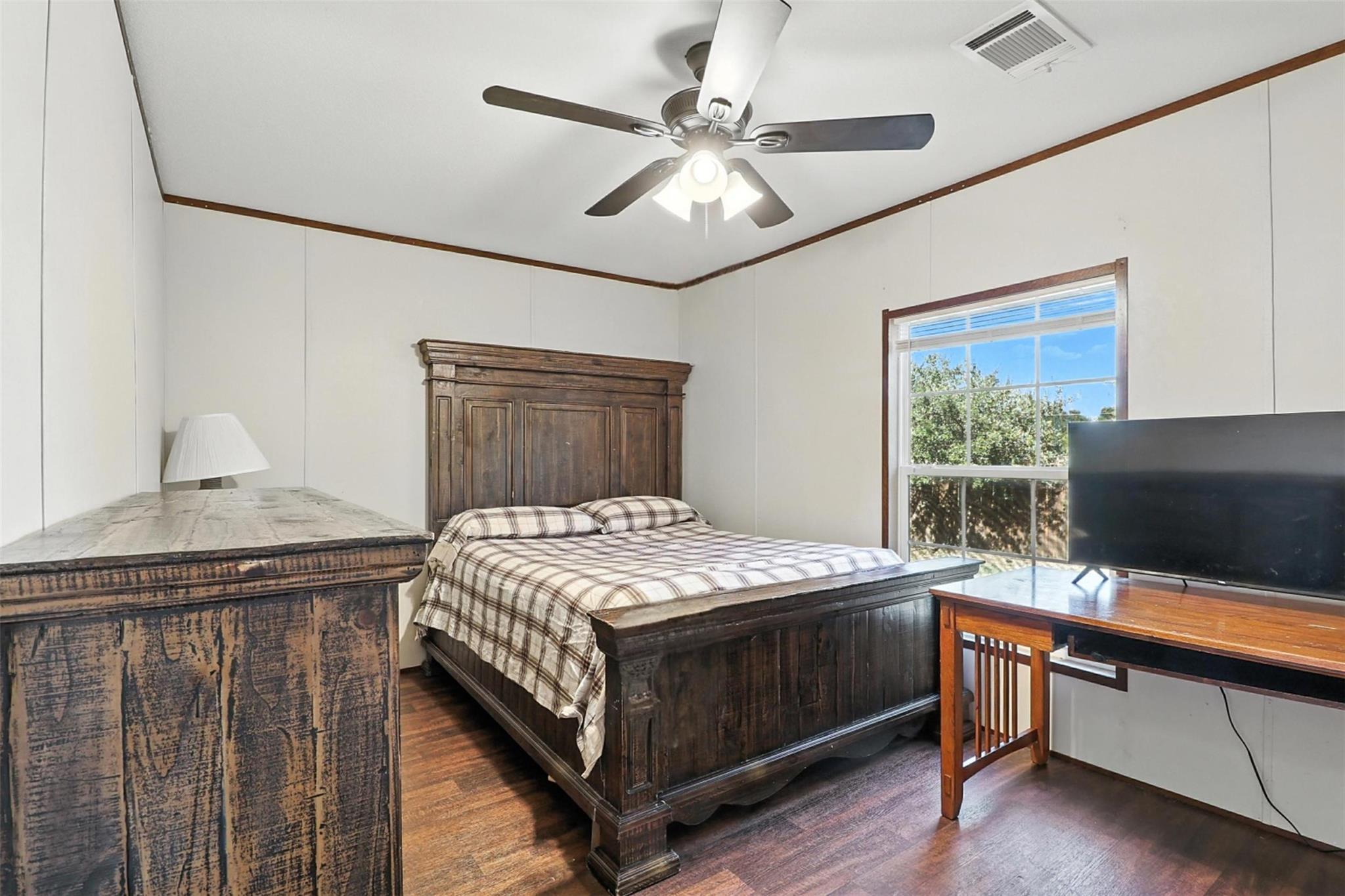 460 Oaks Rd, Bertram, TX 78605