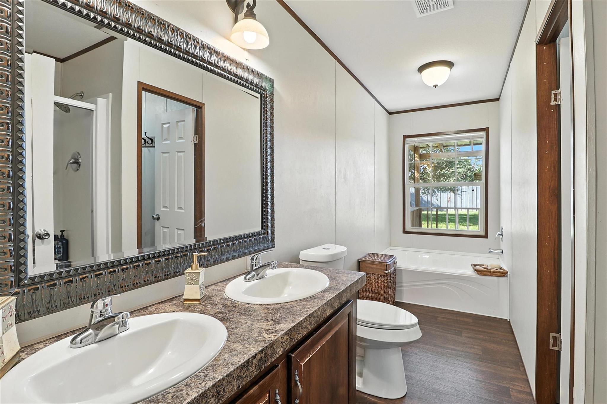 460 Oaks Rd, Bertram, TX 78605