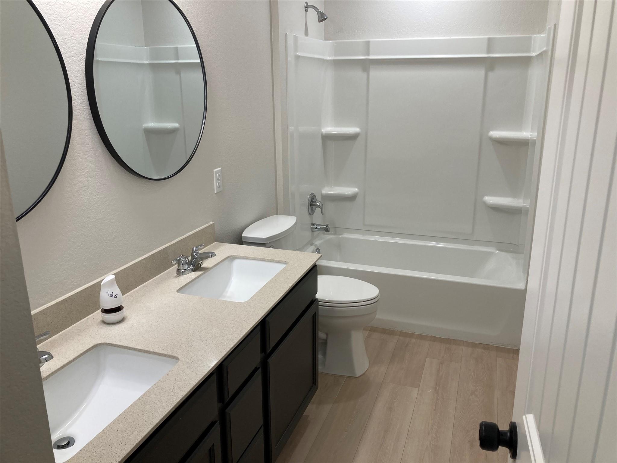 1612 Foxglove Dr, Lockhart, TX 78644