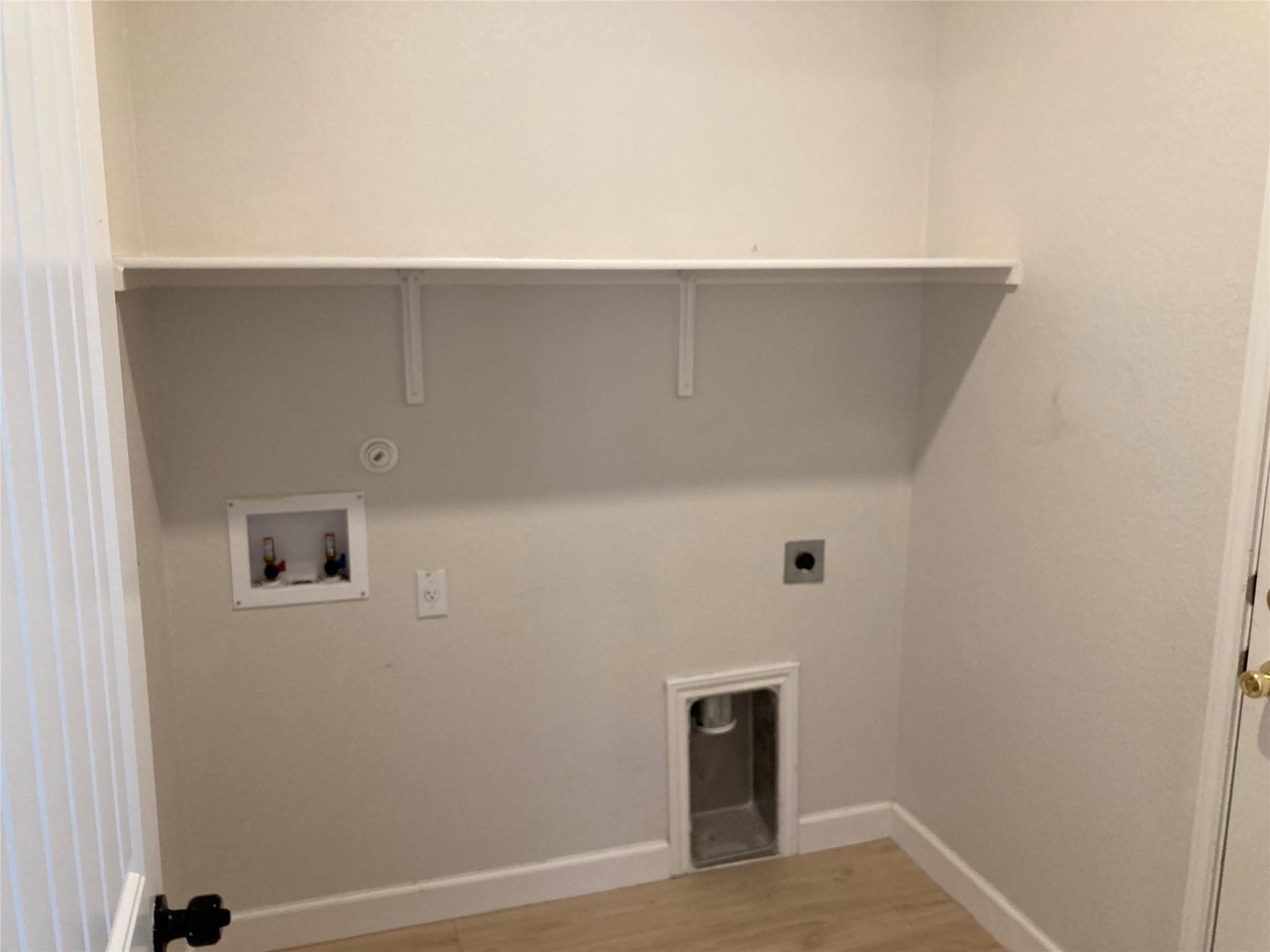 1612 Foxglove Dr, Lockhart, TX 78644