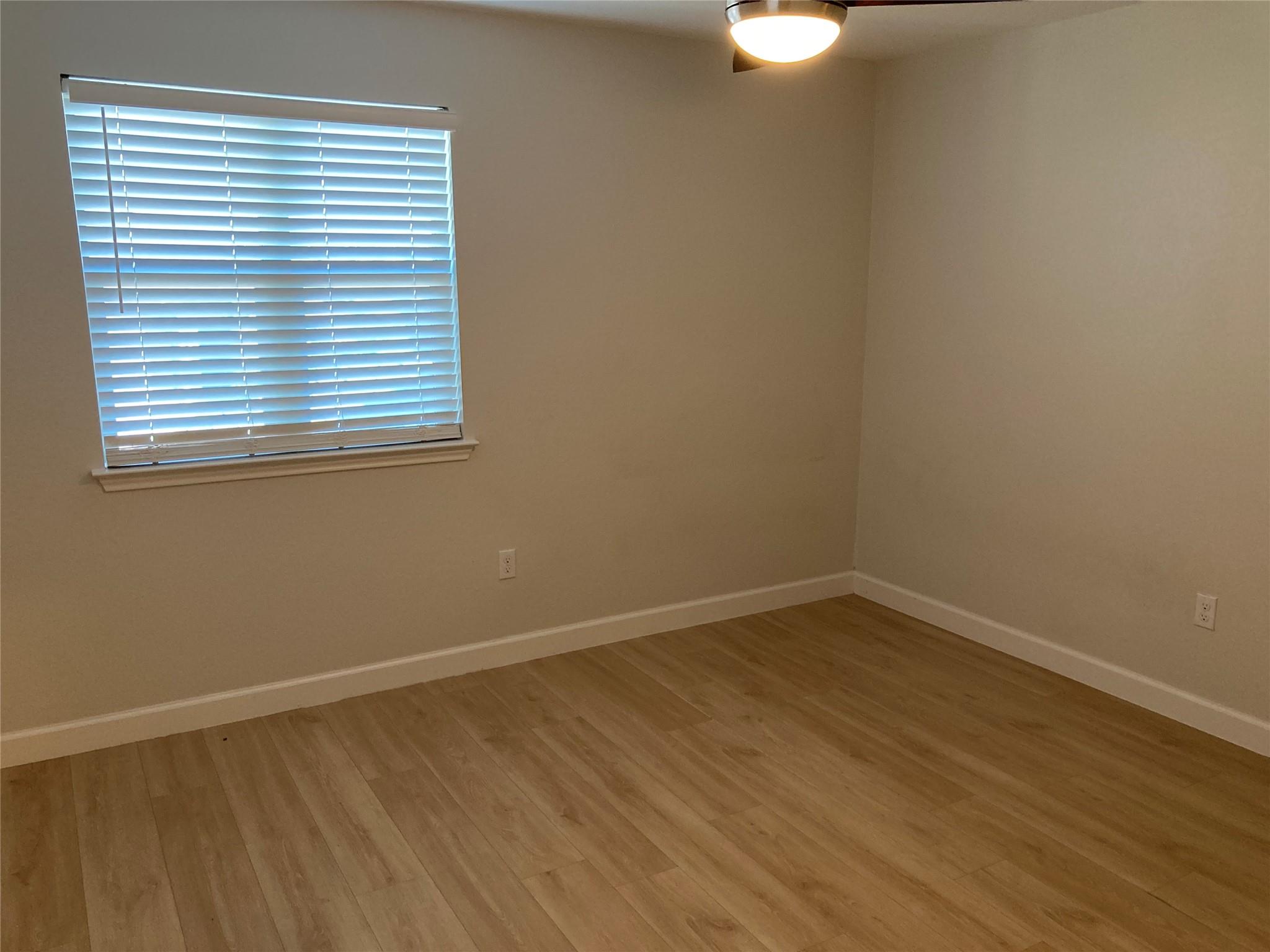 1612 Foxglove Dr, Lockhart, TX 78644