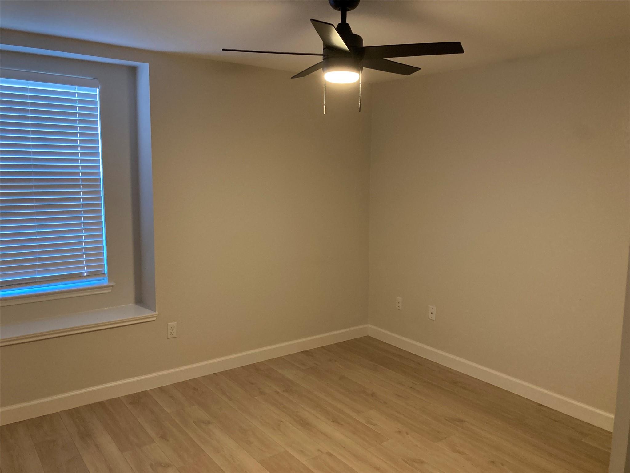 1612 Foxglove Dr, Lockhart, TX 78644