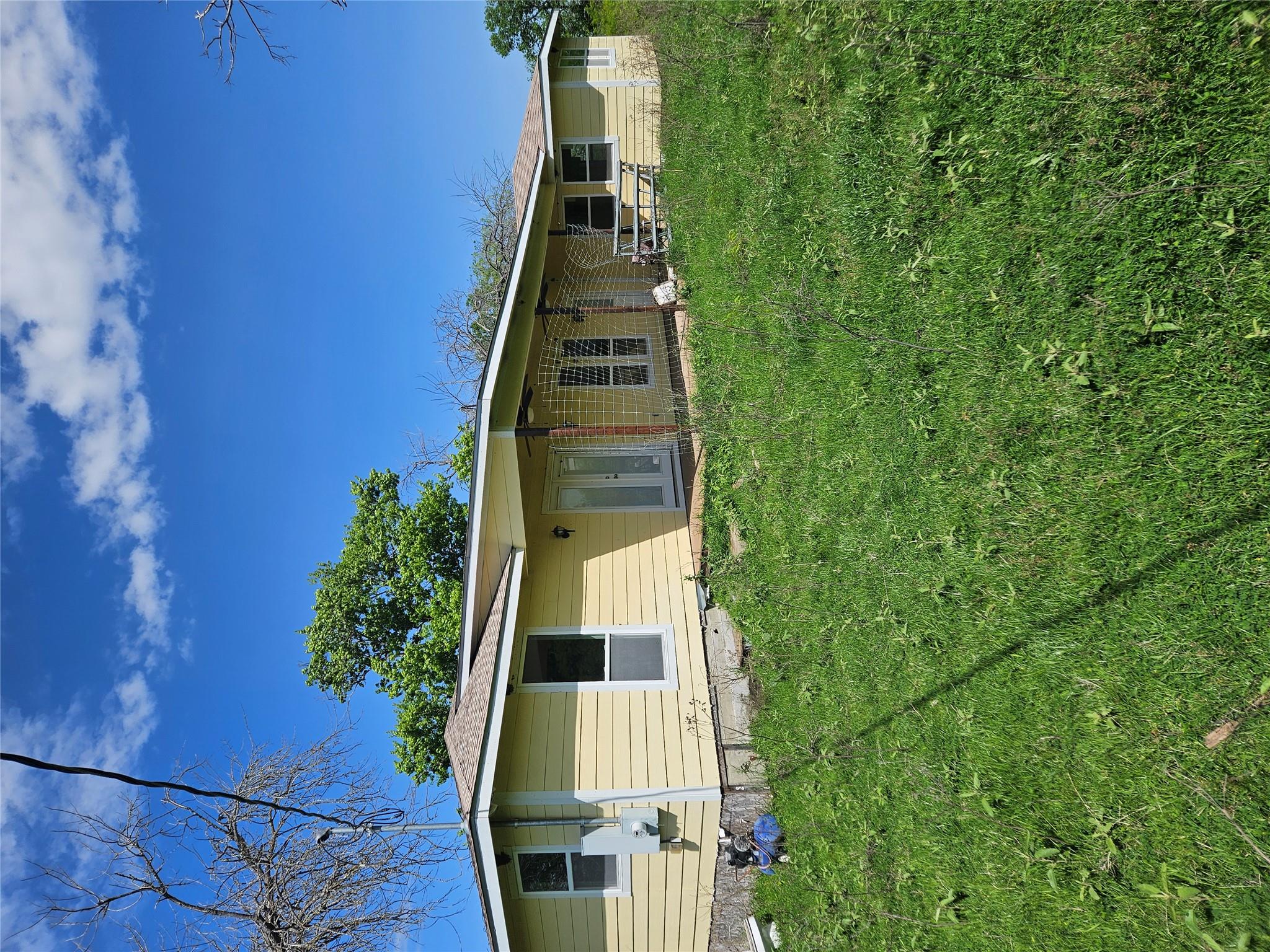 1988 CR 116 Rds, Rogers, TX 76569