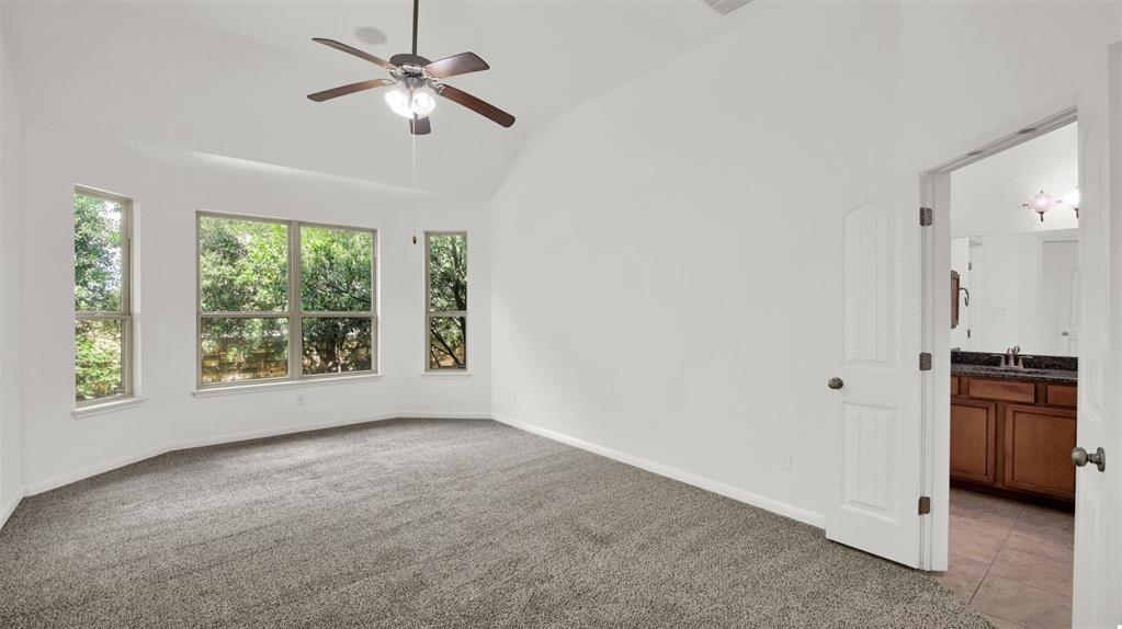 104 Lost Ridge Way, Buda, TX 78610