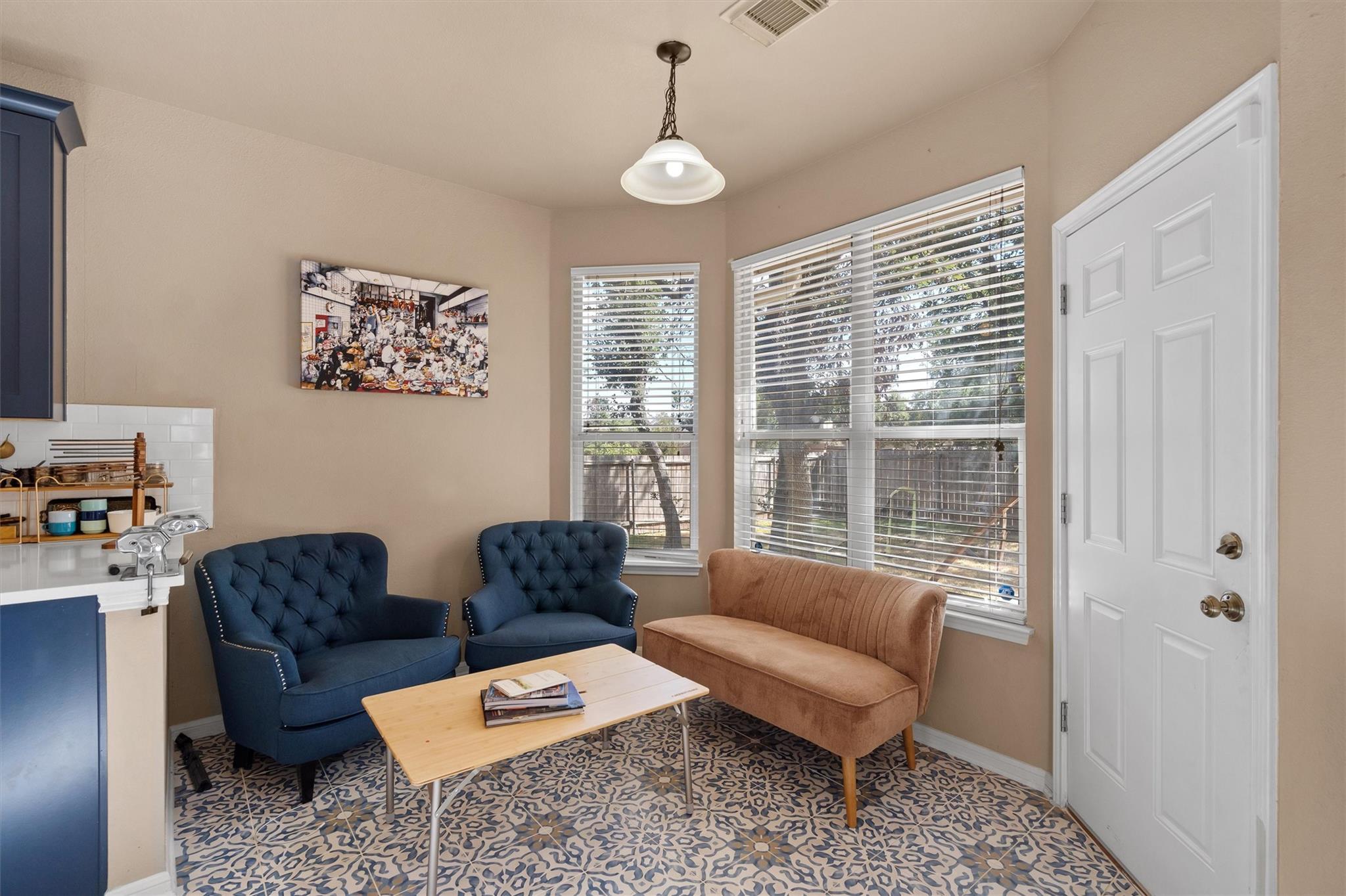 1900 Overland Dr, Leander, TX 78641