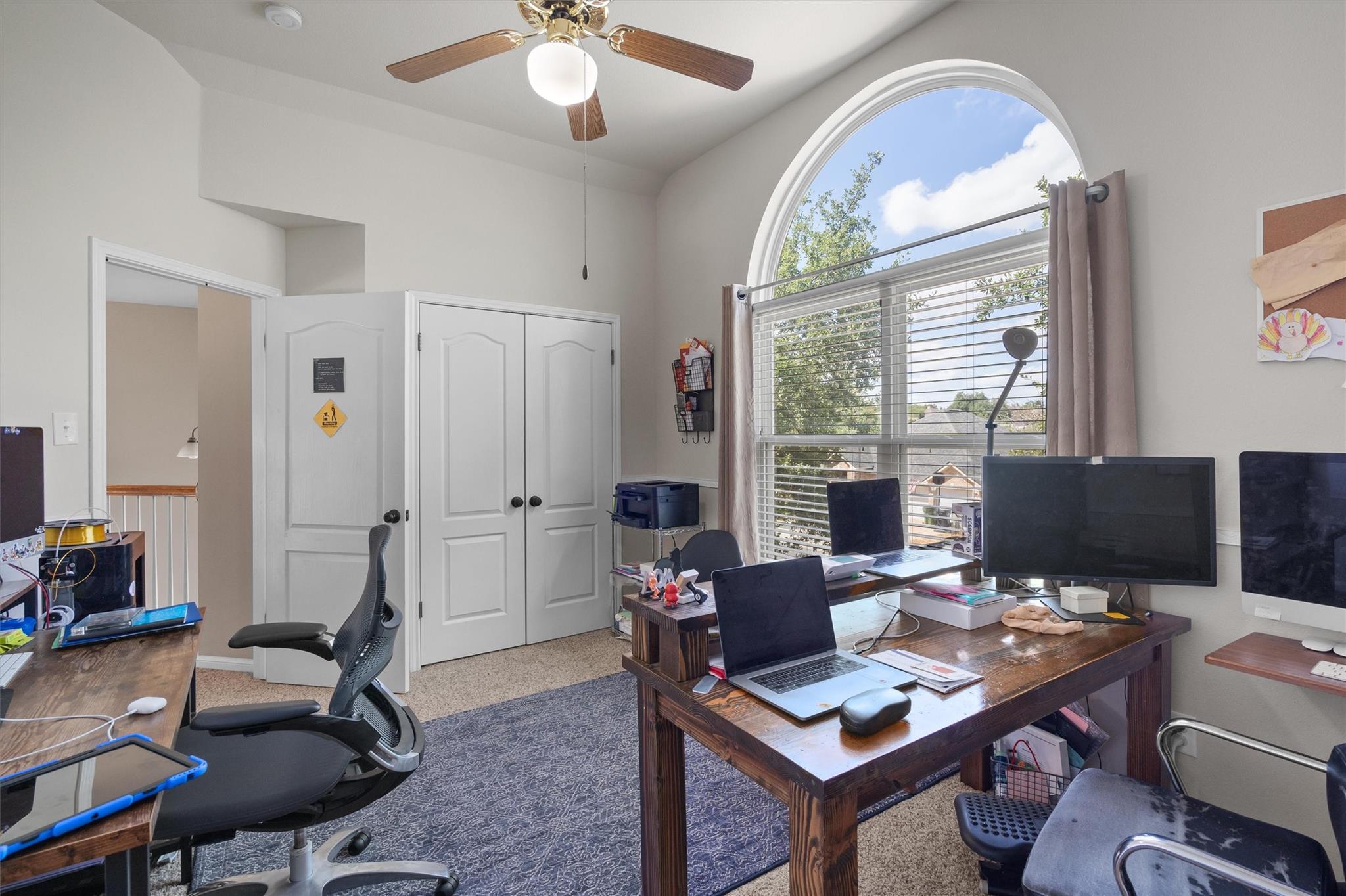 1900 Overland Dr, Leander, TX 78641