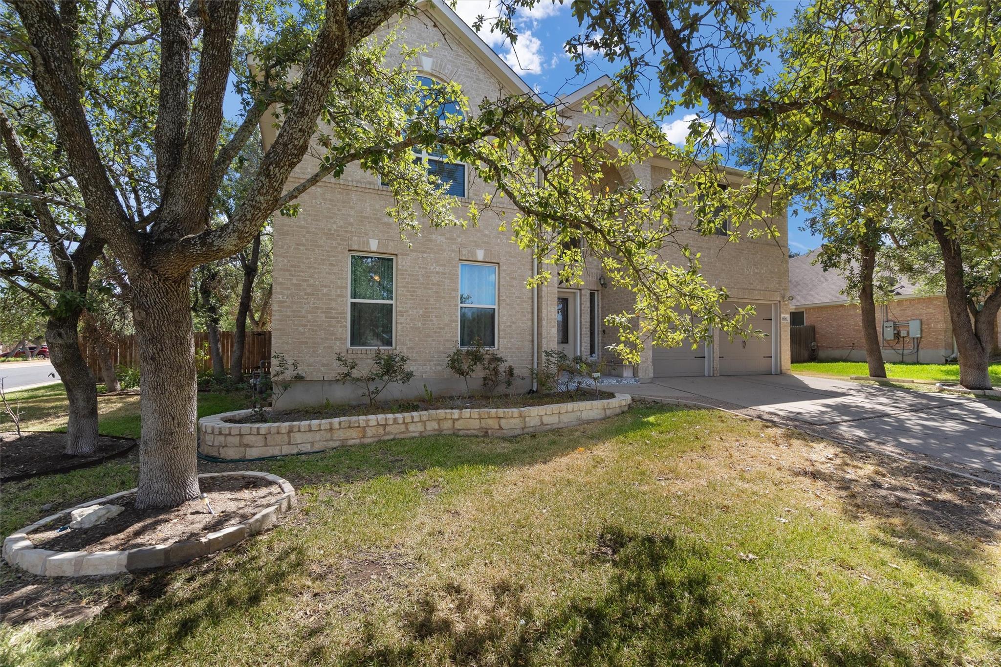 1900 Overland Dr, Leander, TX 78641