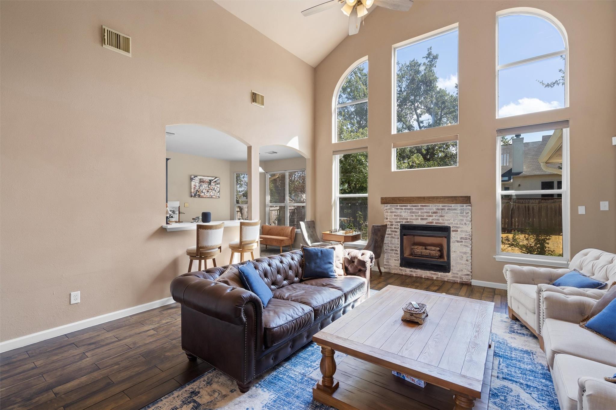 1900 Overland Dr, Leander, TX 78641