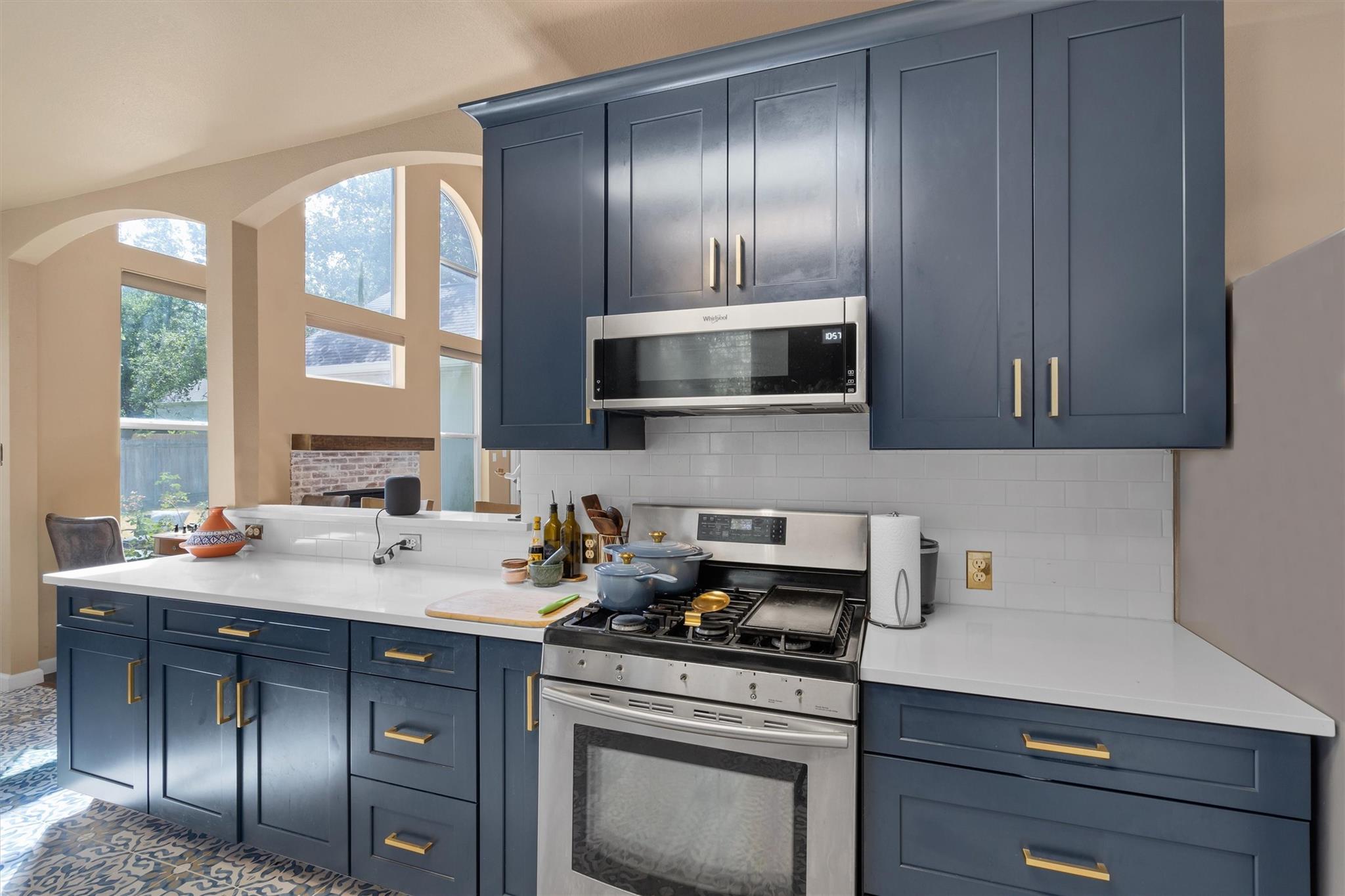 1900 Overland Dr, Leander, TX 78641