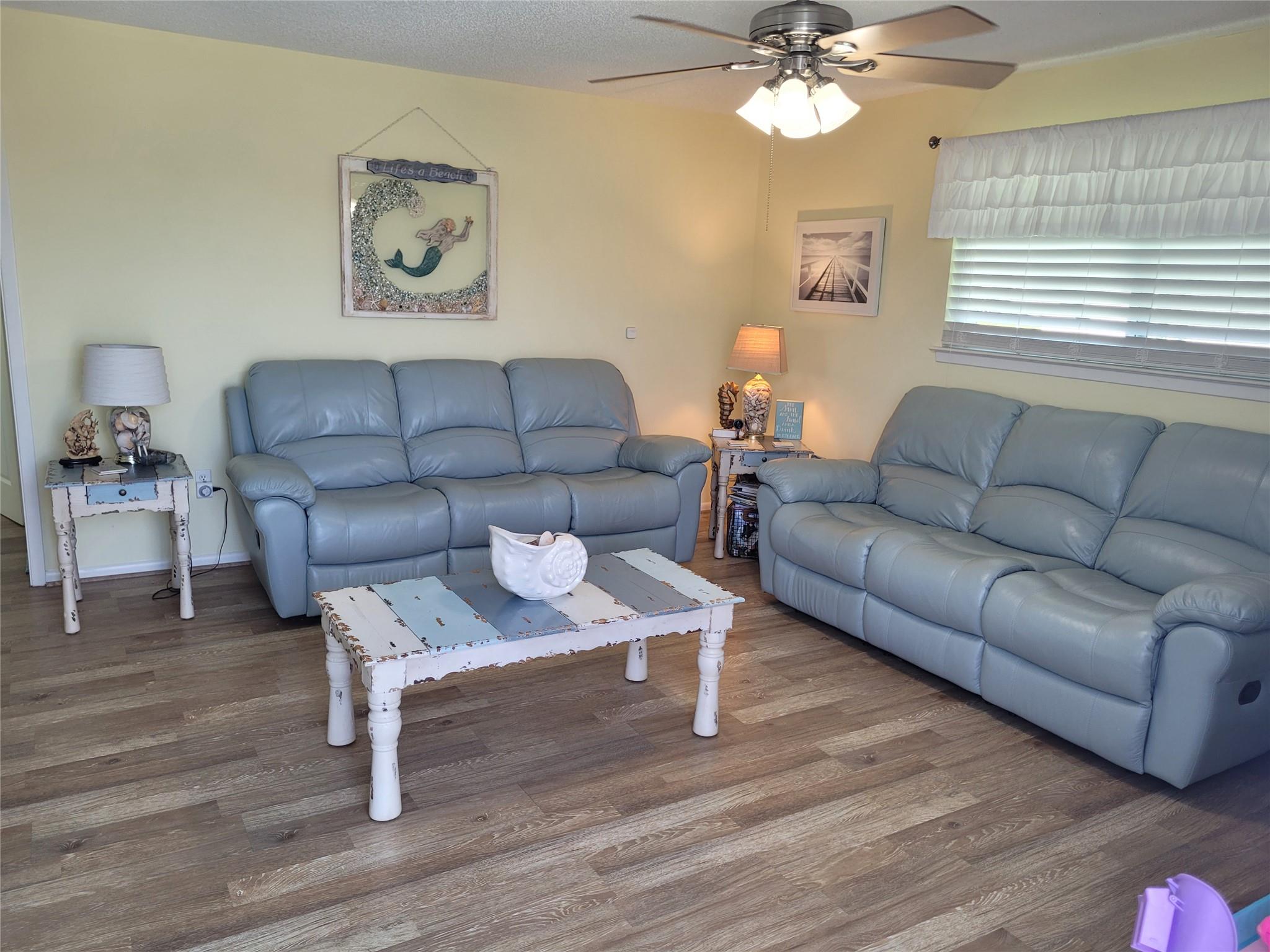 16607 Henry Morgan Rd, Jamaica Beach, TX 77554