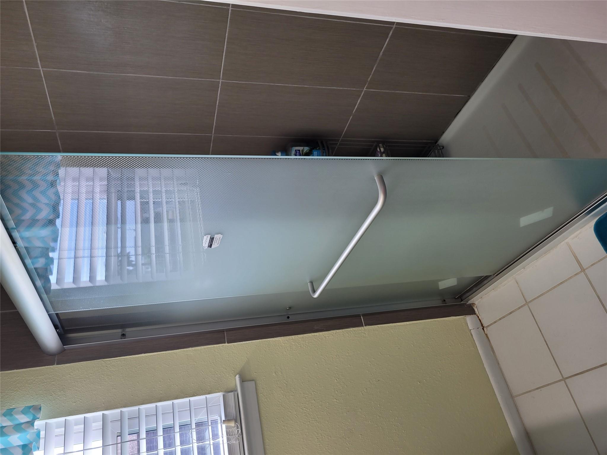 16607 Henry Morgan Rd, Jamaica Beach, TX 77554