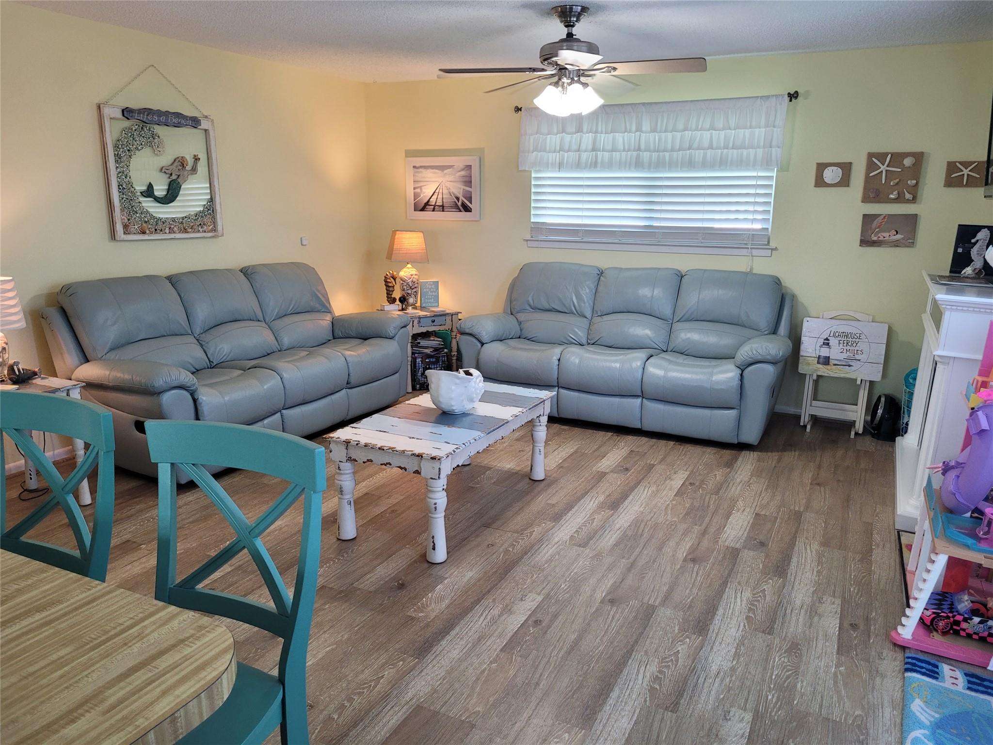 16607 Henry Morgan Rd, Jamaica Beach, TX 77554