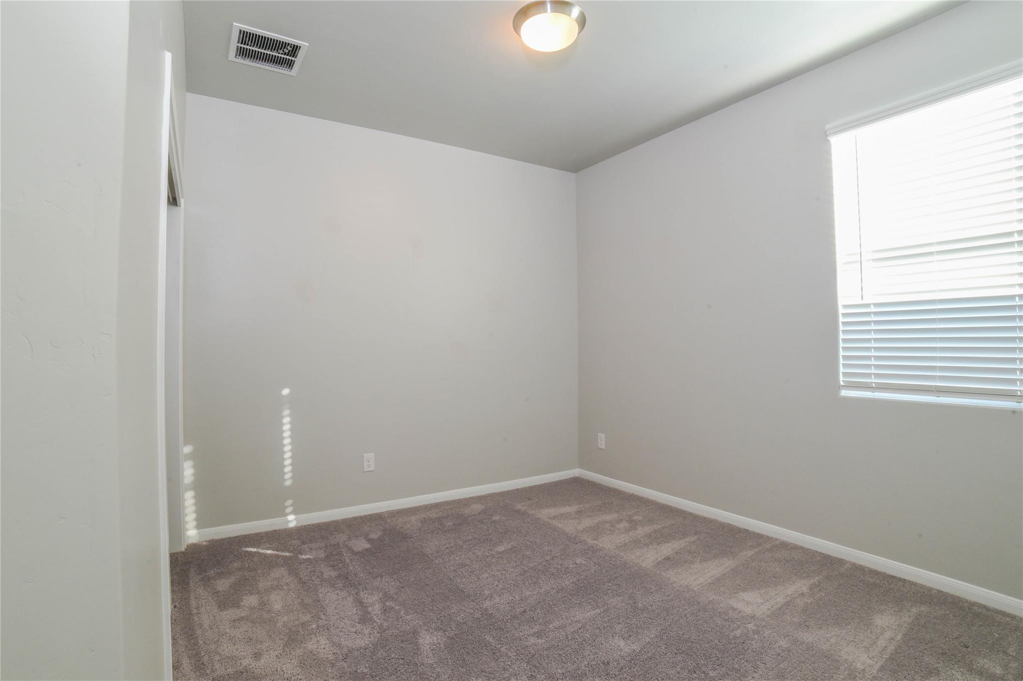 3816 Donald Dr Dr, Seguin, TX 78155