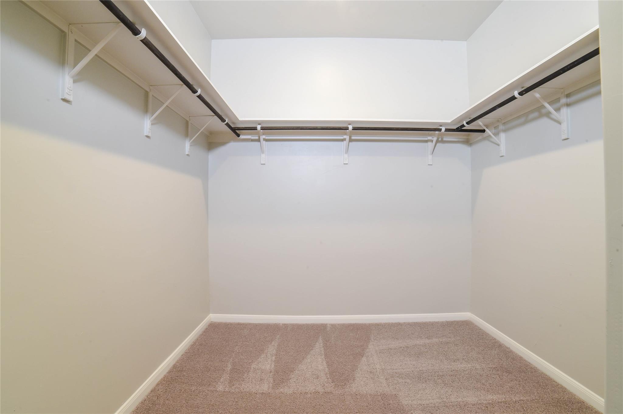 3816 Donald Dr Dr, Seguin, TX 78155