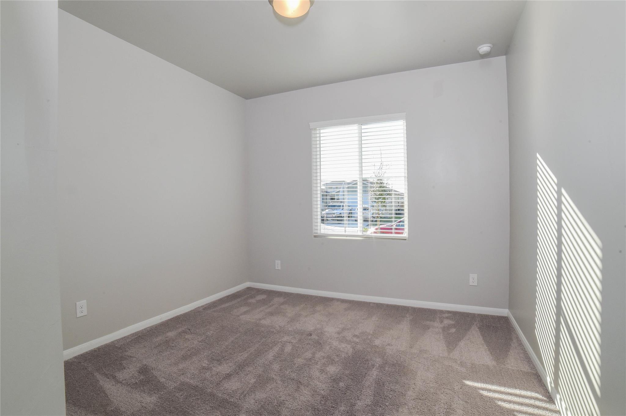 3816 Donald Dr Dr, Seguin, TX 78155