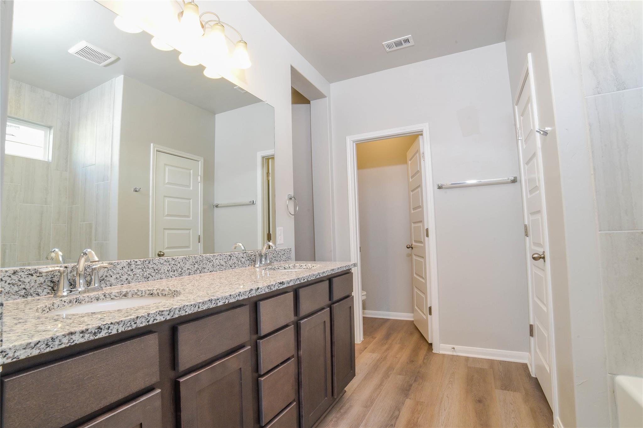 3816 Donald Dr Dr, Seguin, TX 78155