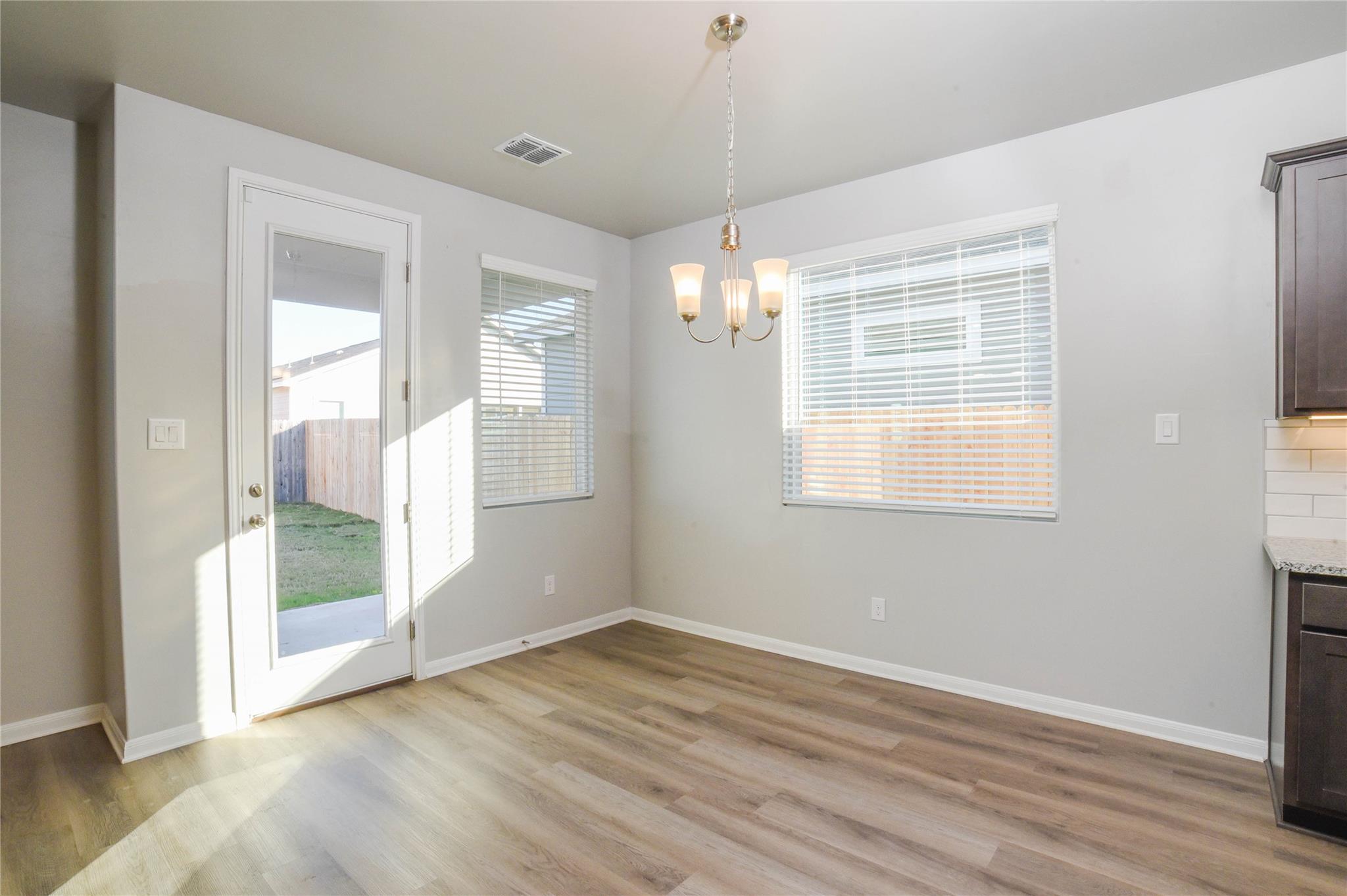 3816 Donald Dr Dr, Seguin, TX 78155