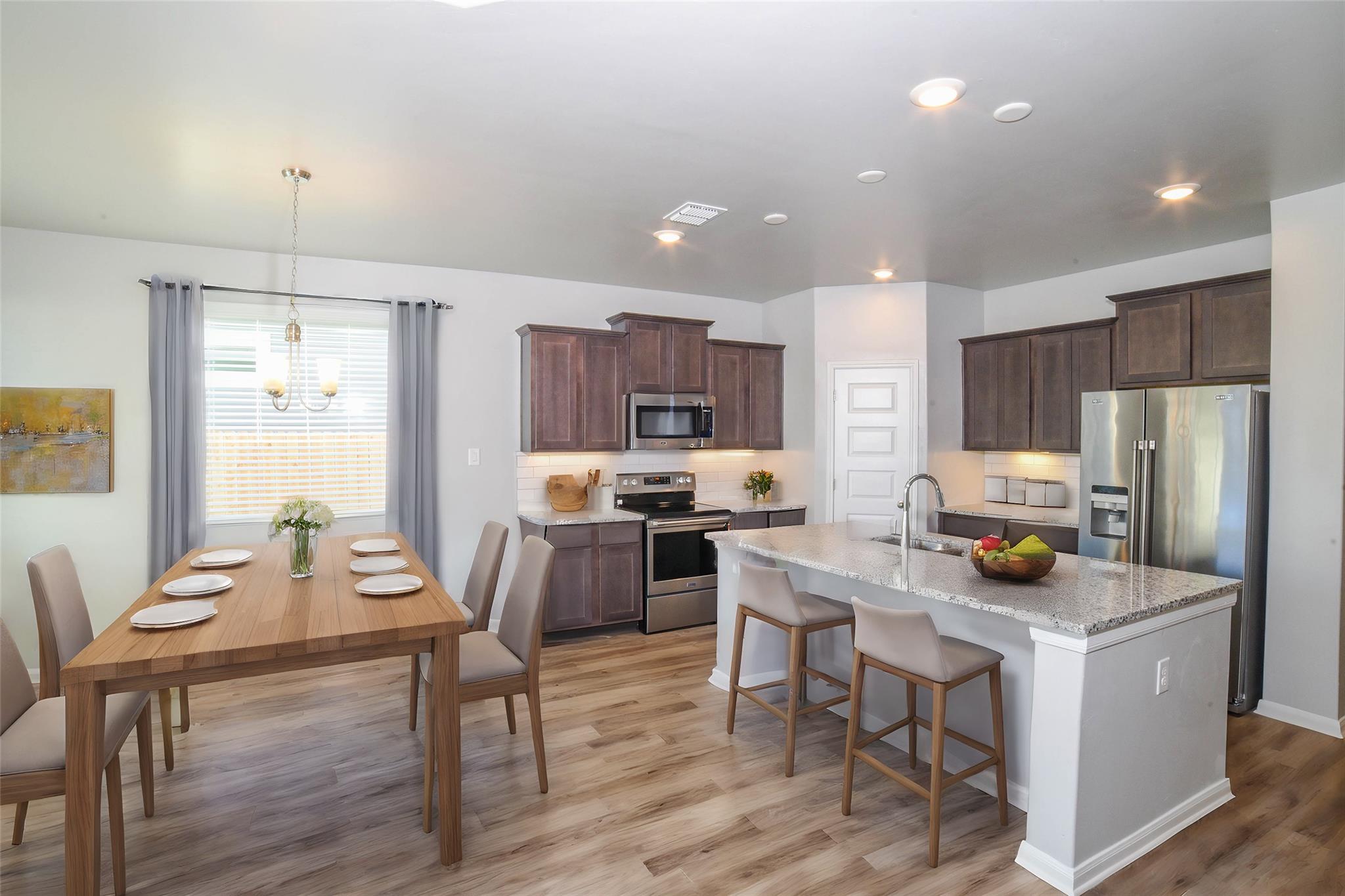 3816 Donald Dr Dr, Seguin, TX 78155