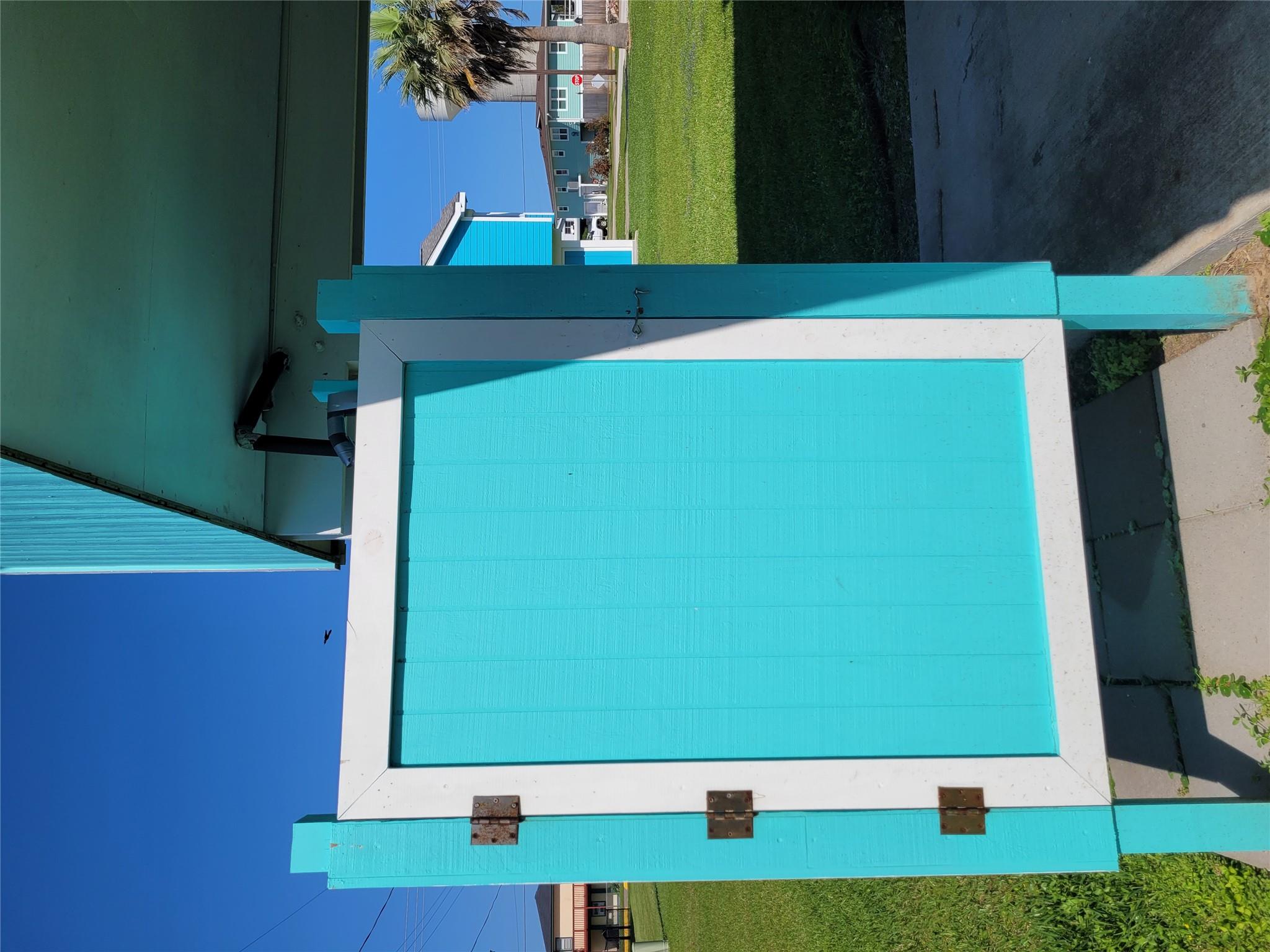 16606 John Davis Rd, Jamaica Beach, TX 77554