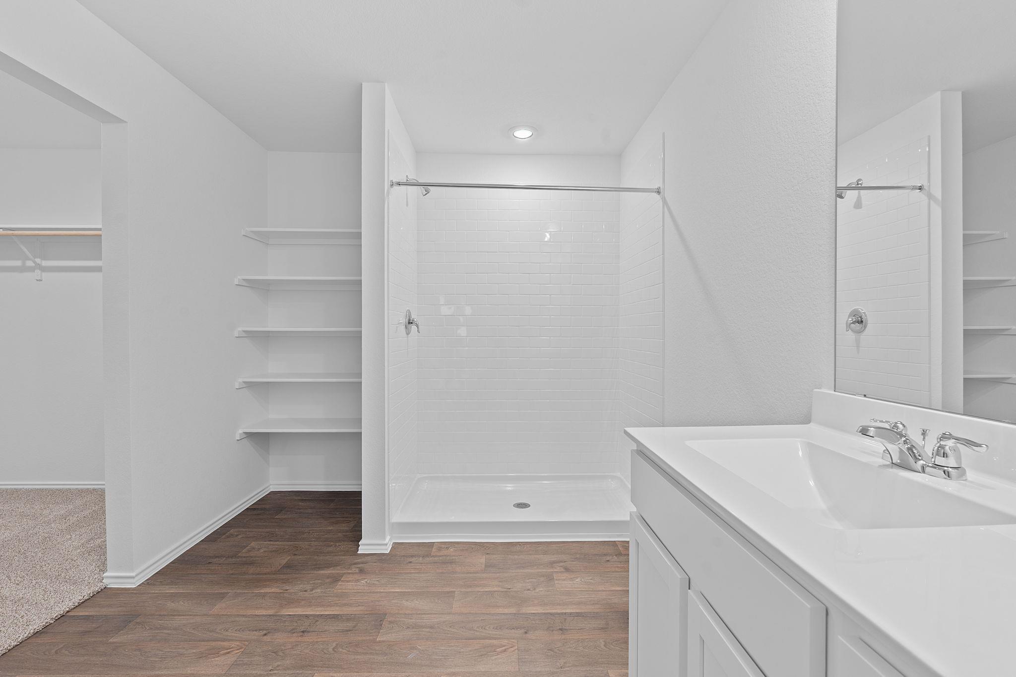 277 Ebbsfleet Dr, Uhland, TX 78640