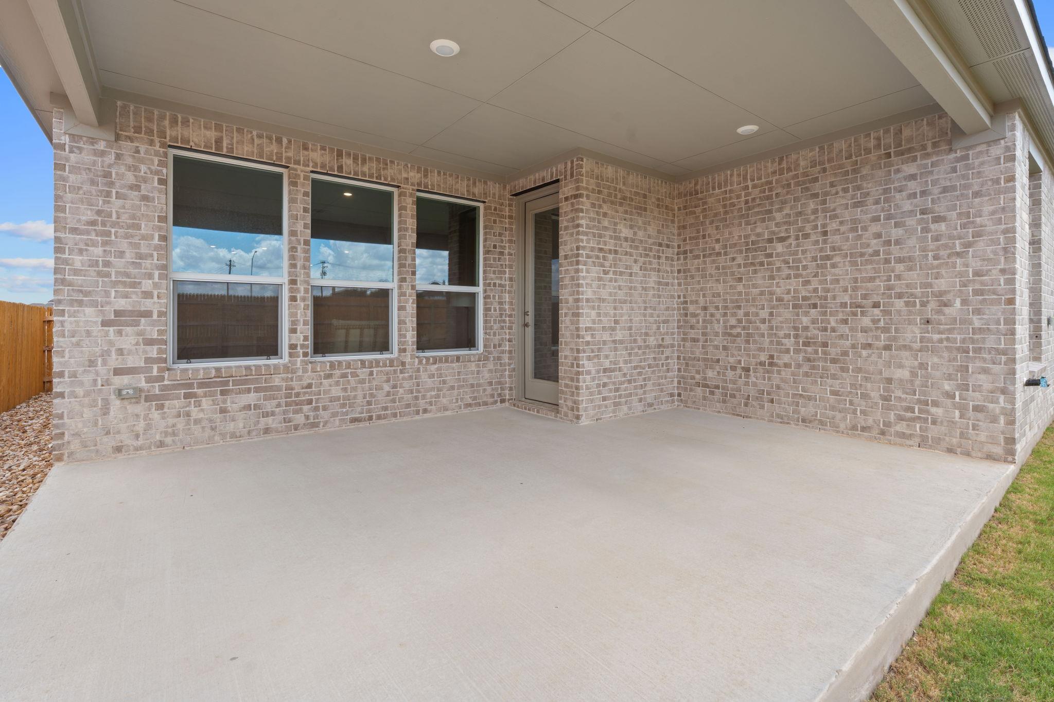 1836 Crooked Creek St, Leander, TX 78641