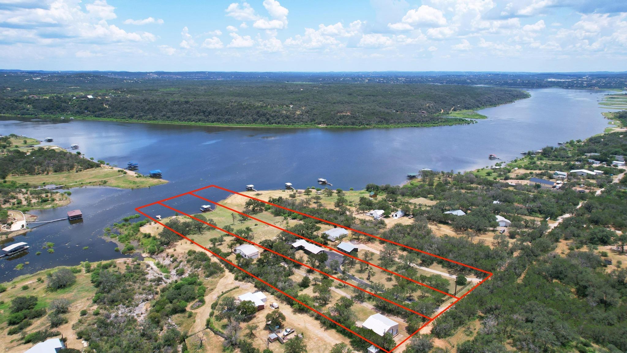 401-409 Lake View Dr, Spicewood, TX 78669