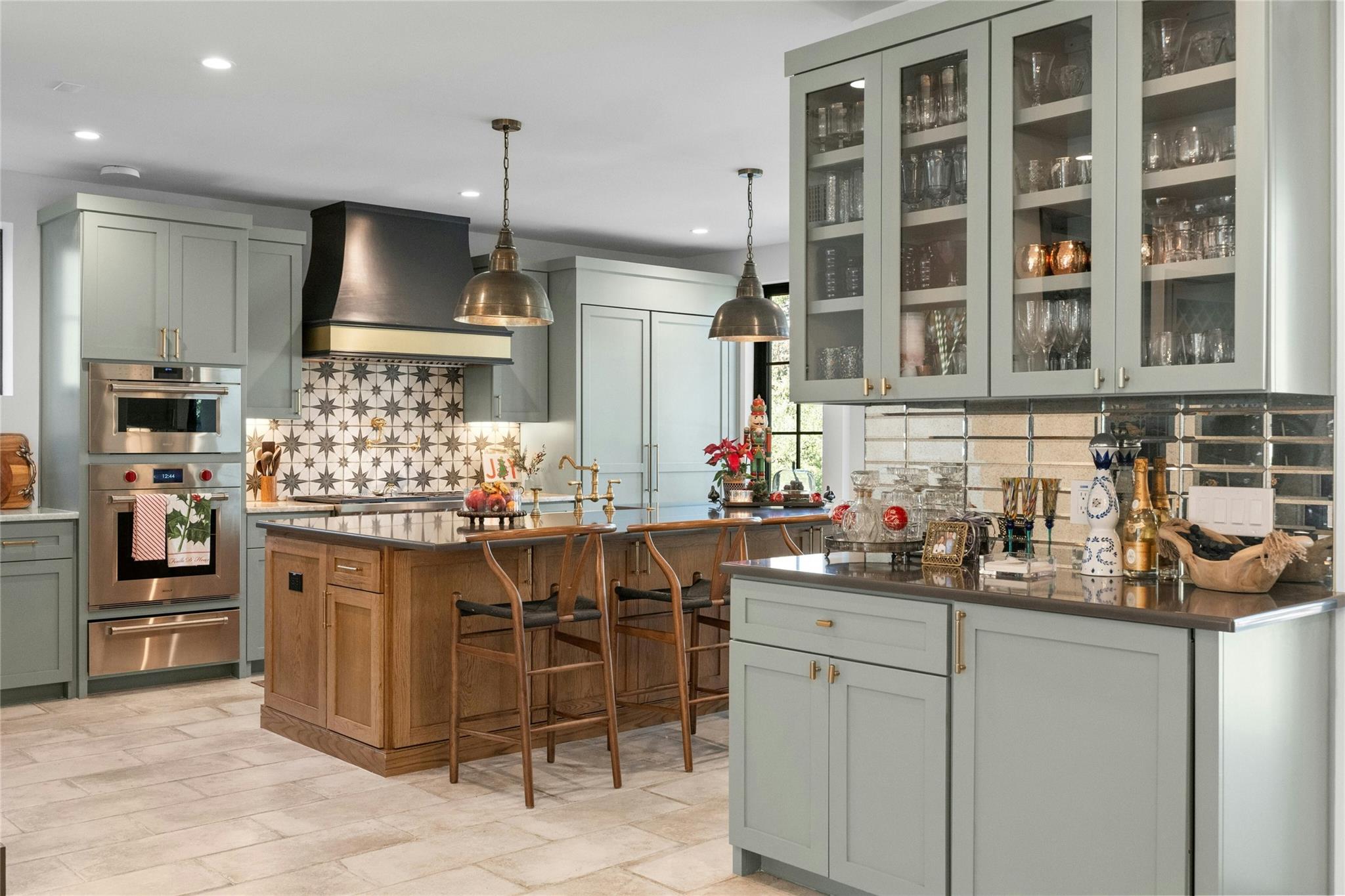 2801 Hubbard Cir, Austin, TX 78746