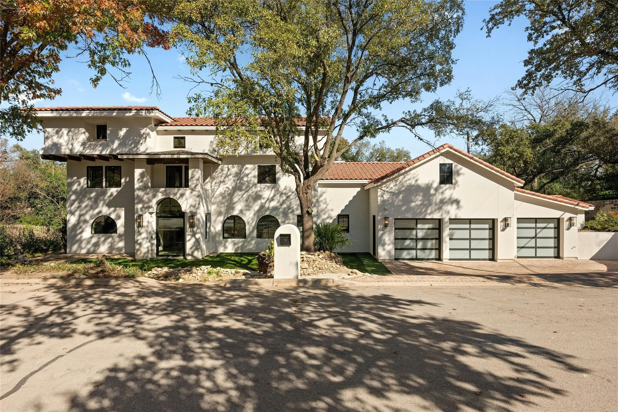 2801 Hubbard Cir, Austin, TX 78746