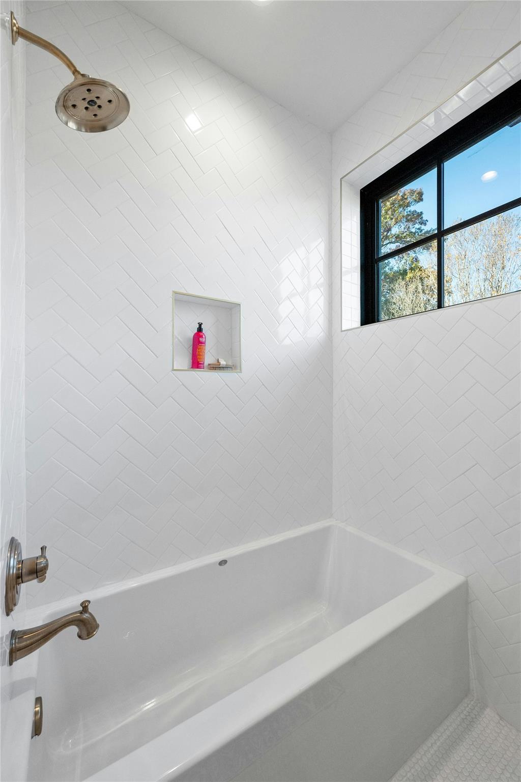 2801 Hubbard Cir, Austin, TX 78746