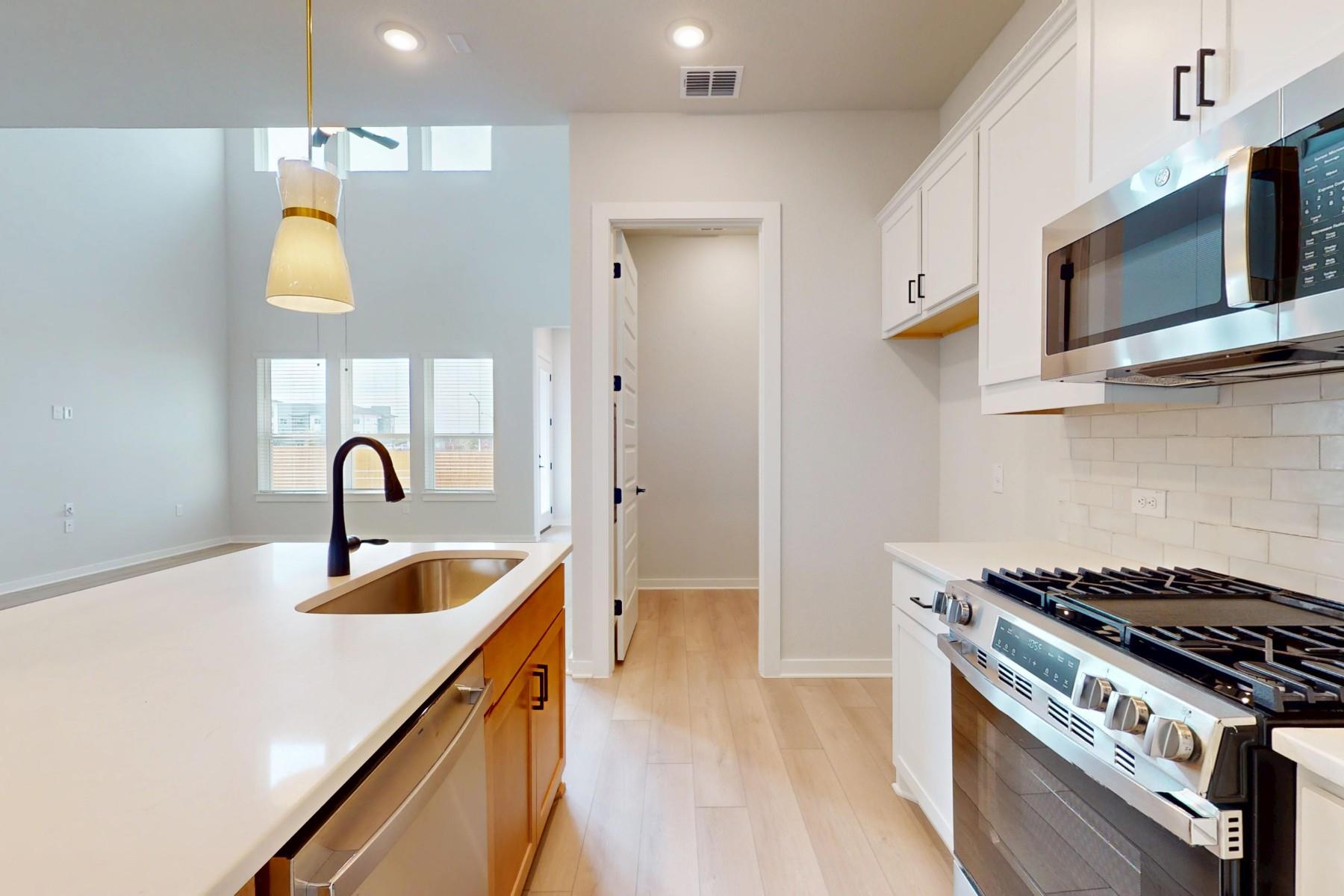 13114 Geary Dr, Austin, TX 78652